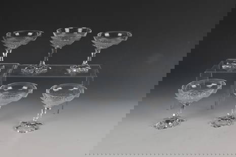 Six champagne bowls: Six Oertel champagne bowls, 20th century Colourless crystal glass, cut decorated. Min. Chips. A bowl does not belong. H. 11.3 or 12.5 cm.