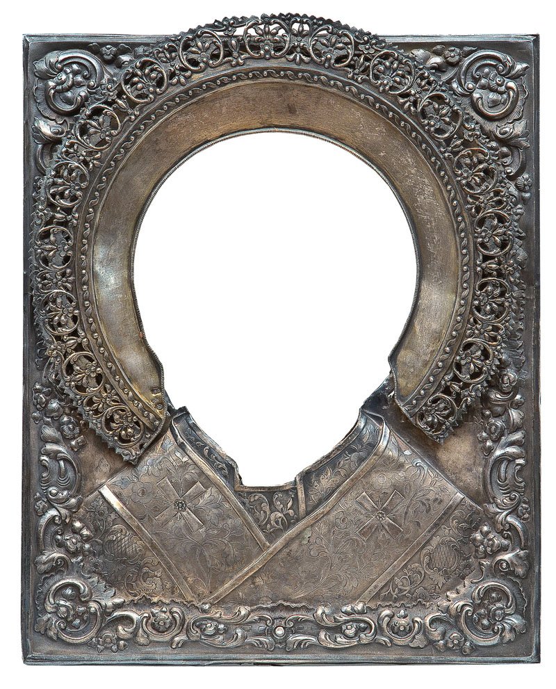 Silberoklad: Silberoklad St. Petersburg, 1852 Silber, getrieben, gegossen und graviert. Rahmende Bordüre in Form plastisch gearbeiteter Rocaillen. Das Omophorion mit vegetabilen Gravurdekor. Punziert mit Stadtmar