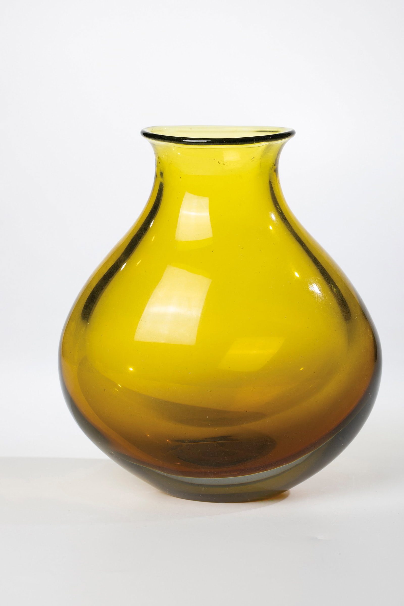 Vase ''Crescent Moon'': Vase ''Crescent Moon'' Antonio Da Ros (design), Vetreria Gino Cenedese, Murano, 1963 Colourless glass, honey yellow underlaid inside ('Sommerso' technique). H. 21.5 cm.Please note that this object is