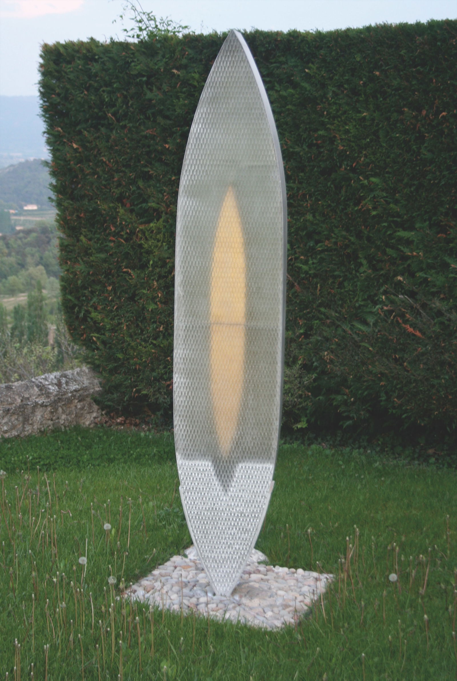 Object ''Seventeenth Figure'': Object ''Seventeenth Figure'' Howard Ben Tré (1949 New York - 2020 Rhode Island), 1990 Honeycomb laminated pyrex glass, brass, steel and lead cladding and gold leaf inclusions. Poured into the mold.