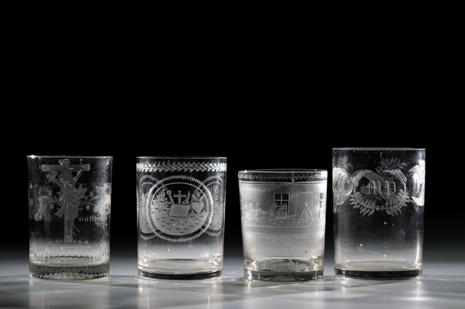 Mixed lot of four cylinder cups (1 of 5)