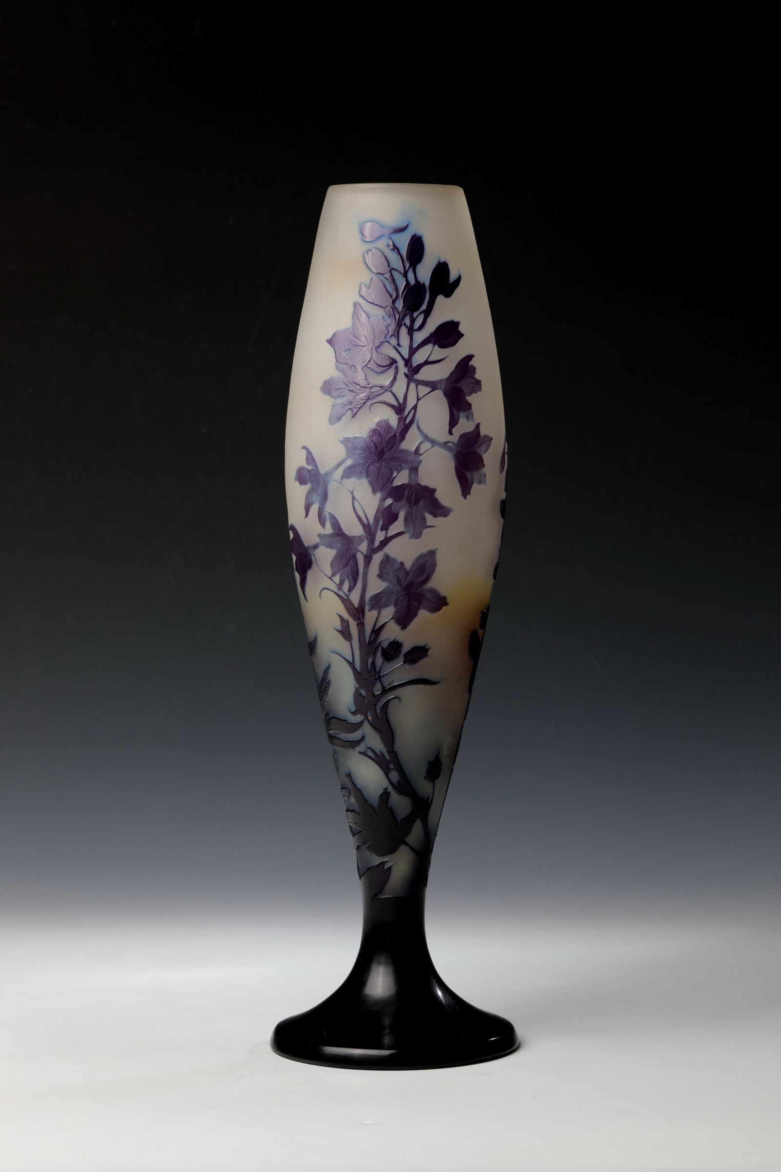 Large Club Vase (1 of 6)