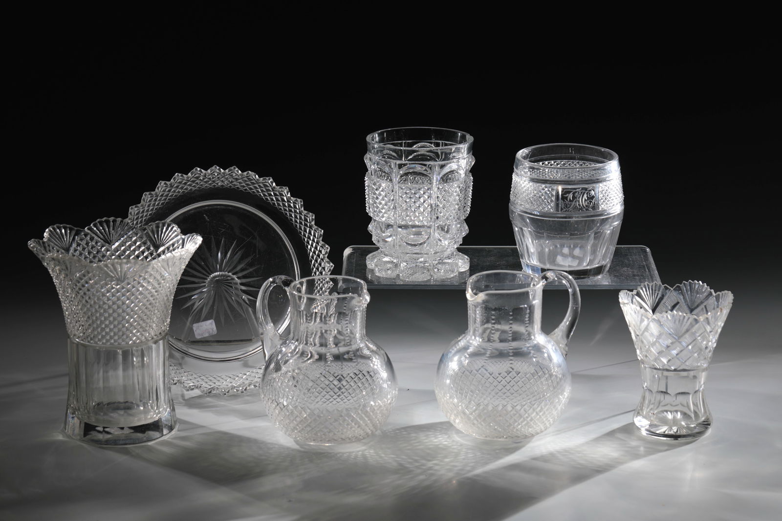 Mixed Lot of Seven Parts Glass (1 of 1)