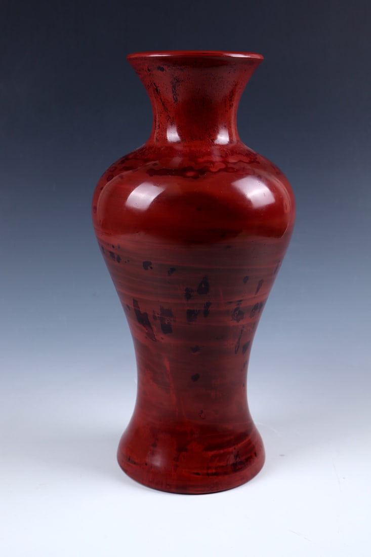 Large Stone Glass Vase: Large stone glass vase Gräflich Harrach'sche Glasfabrik, Neuwelt, c. 1850 Sealing wax red, marbled lithyl las. Baluster-shaped body. H. 36 cm