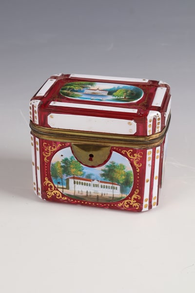 Lidded box with views: Lidded box with views of Gräflich Schaffgotsch'sche Josephinenhütte, c. 1840 Colourless glass with gold ruby underlay and tin enamel overlay. On the five high-cut medallions of the wall and the lid