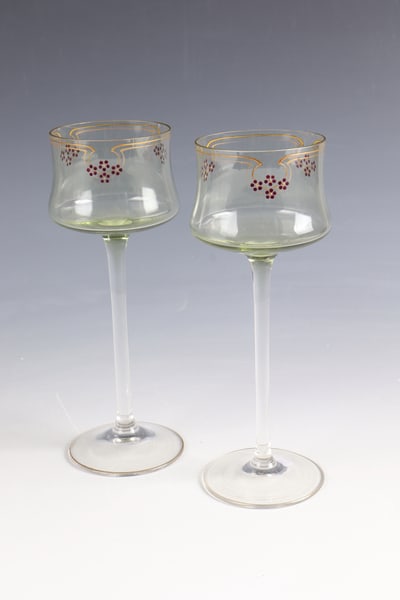 Pair of wine glasses (1 of 1)