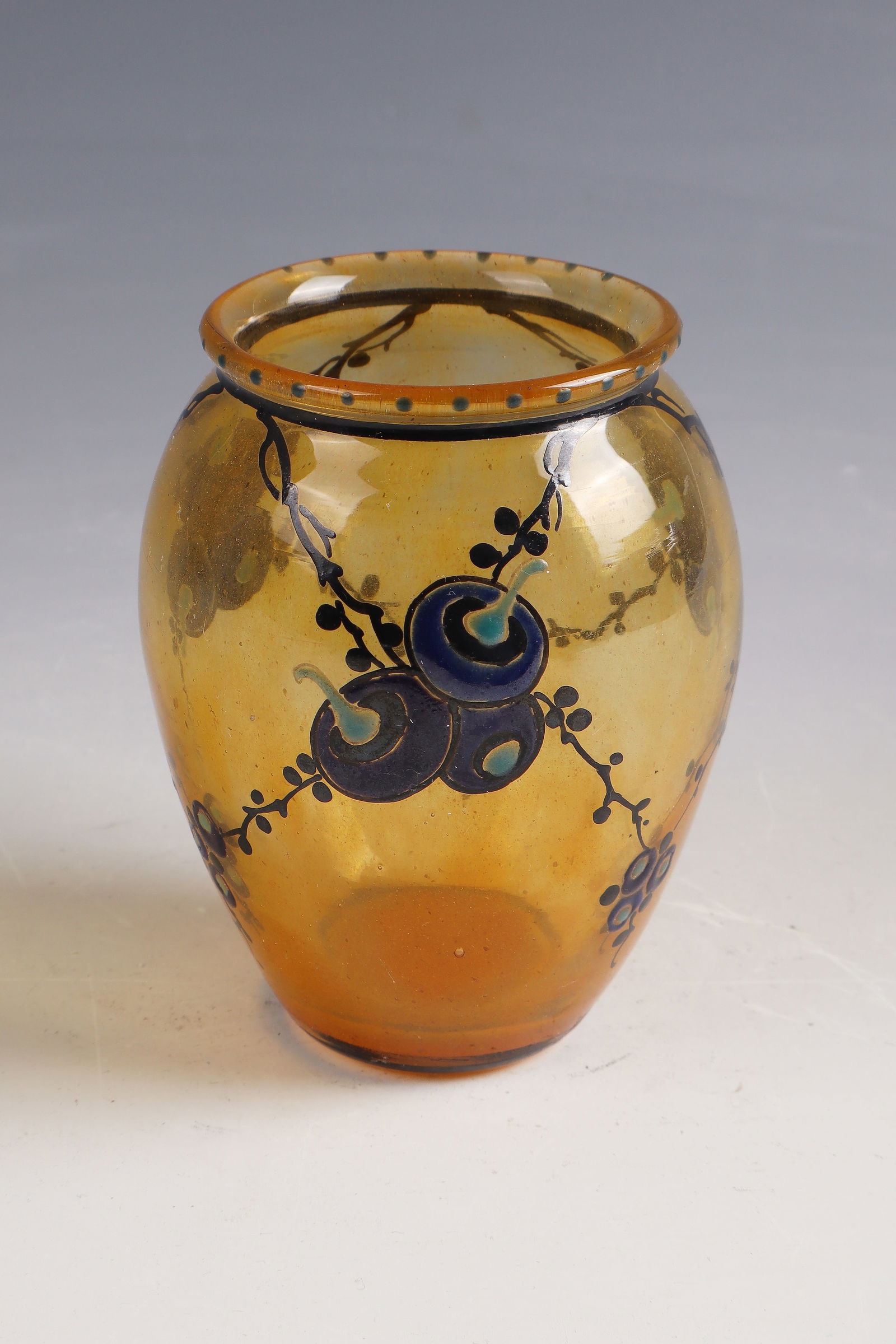 Small vase (1 of 2)
