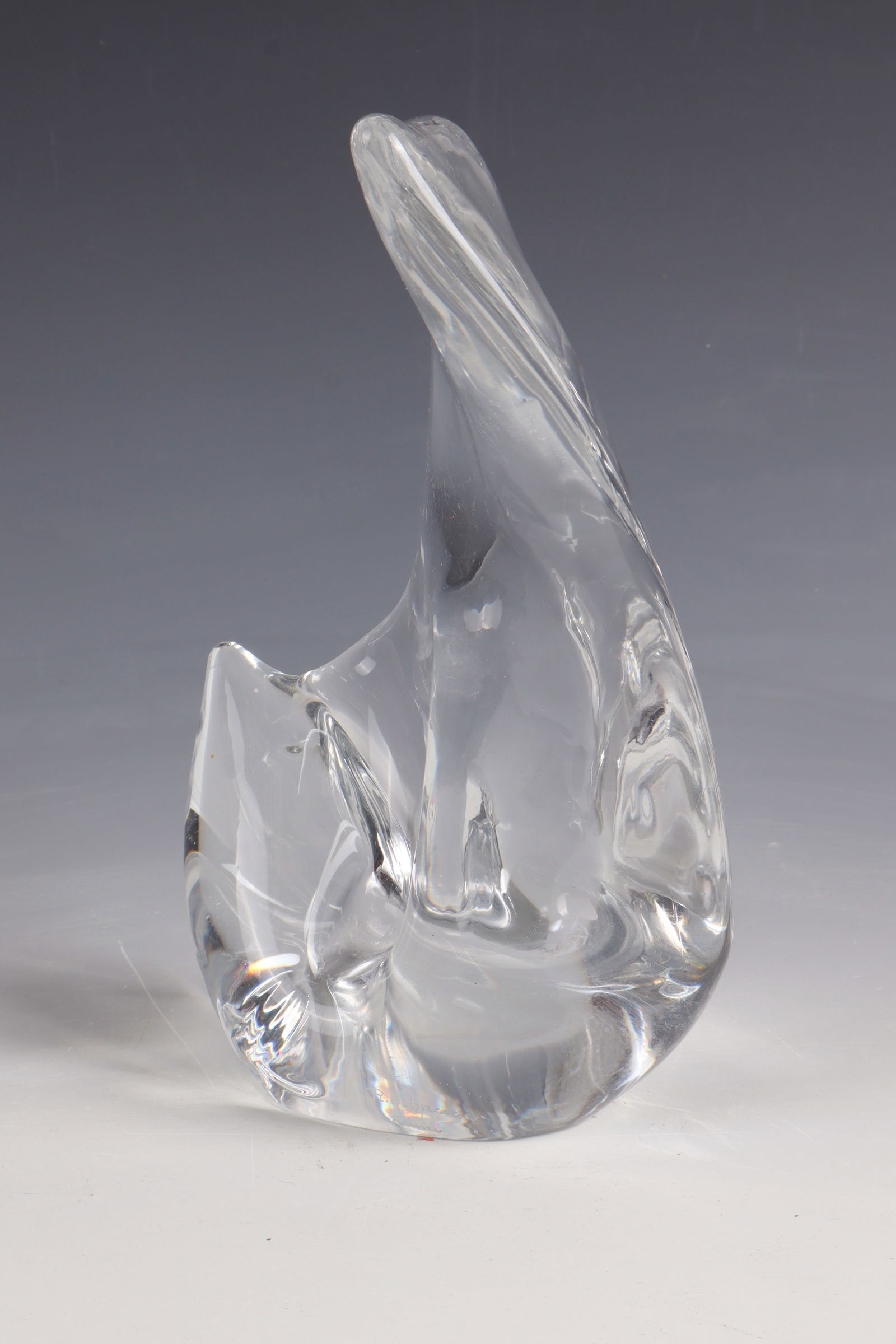 Object ''La flamme'': Object ''La flamme'' Robert Schneider, 1952 Colourless glass, freely formed. Signed above the stand in vibro engraving: R. Schneider France. H. 34 cm Lit.: G. Cappa, Le Genié Verrier de l'Europe,
