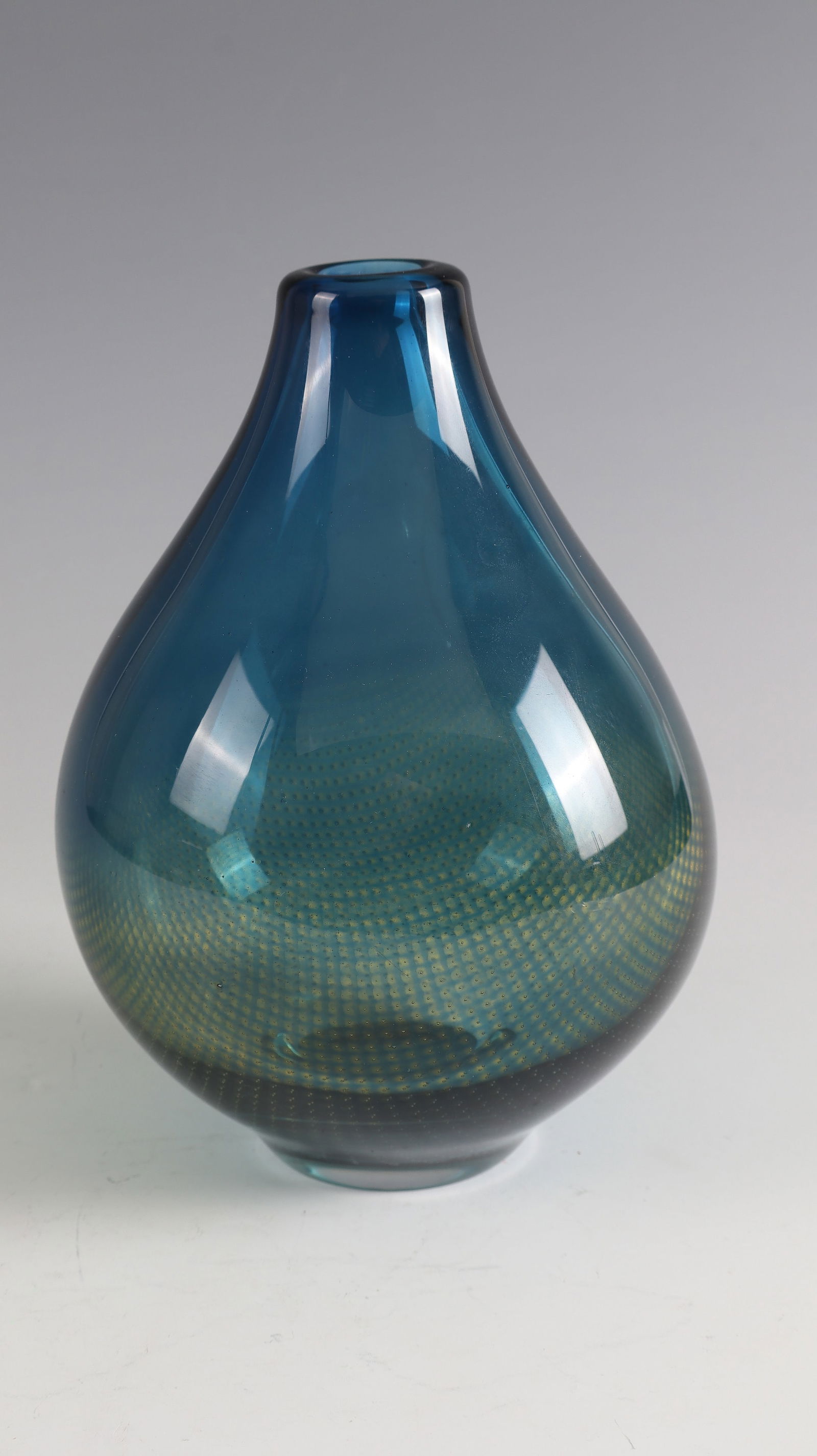 Vase ''Kraka'': Vase ''Kraka'' Orrefors, 1960 (execution) - Design: Sven Palmquist (1944) Colourless glass with underlays in dove blue and green-yellow. After intermediate cooling over plastic net, decorated using