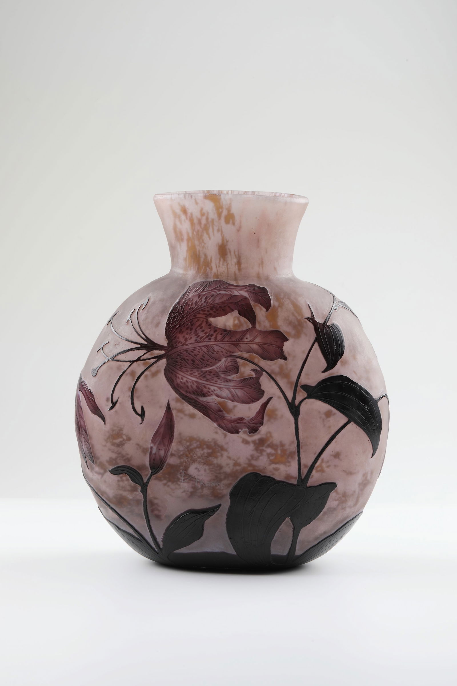 Large vase ''Lys tigre'': Large vase ''Lys tigre'' Henri Bergé (décor design), Daum Frères, Nancy, c. 1924 Round body, flattened on both sides. Flashed glass, milky opalescent, colourless and violet, amber powder