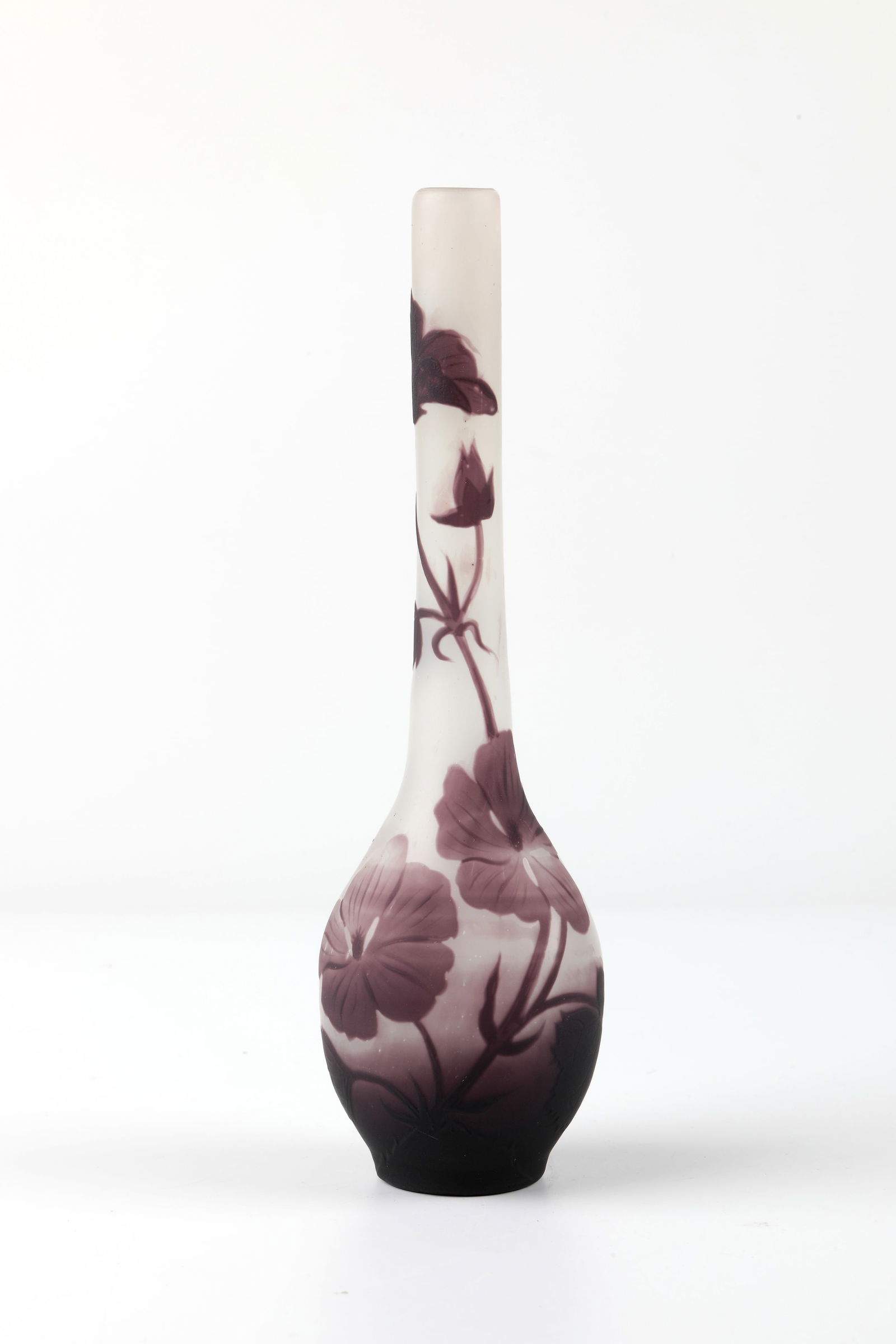 Long-neck vase with yolk flower: Long-necked vase with yolk flower Muller Frères, Grandes Verreries de Croismare, c. 1915 Colourless glass underlaid with white opal on the inside, violet overlay on the outside. Etched decoration in
