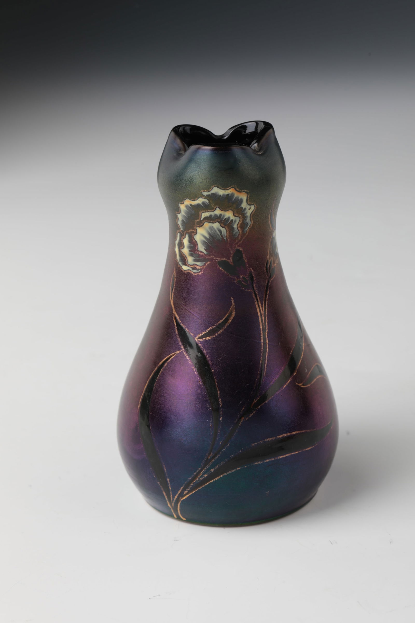 Small Club Vase: Small club vase Carl Schmoll von Eisenwerth (design), Ferdinand von Poschinger, Glashüttenwerke Ilmenau, around 1900 Dark violet, iridescent glass. Frontal gold-heightened enamel painting: blossom, b