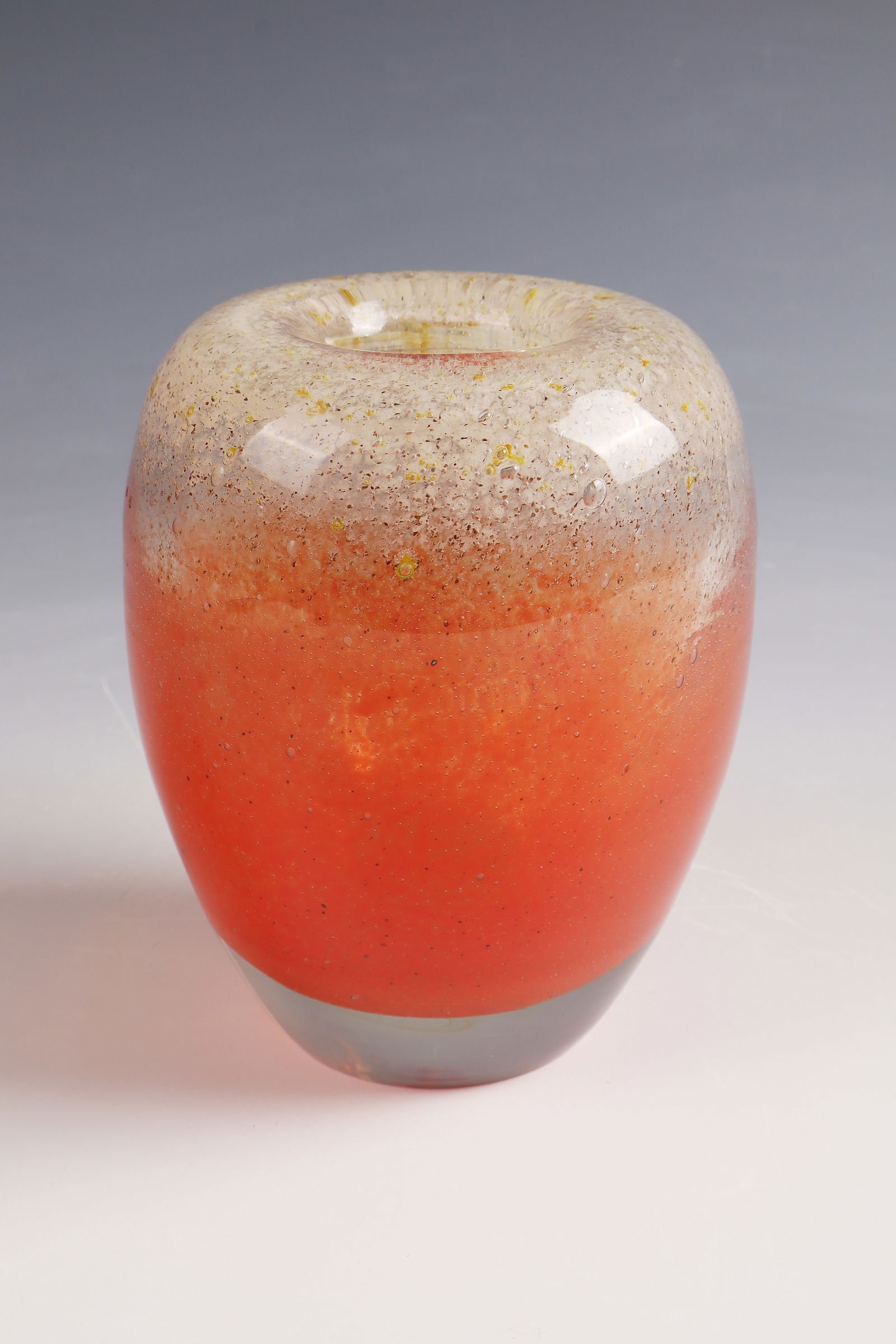 Vase (so-called Dexel Egg) - ''Ikora Crystal'': Vase (so-called Dexel egg) - ''Ikora crystal'' Walter Dexel (design of the form), Karl Wiedmann (decorative technique), WMF, Geislingen, around 1937 Colourless, strongly bubbled glass with