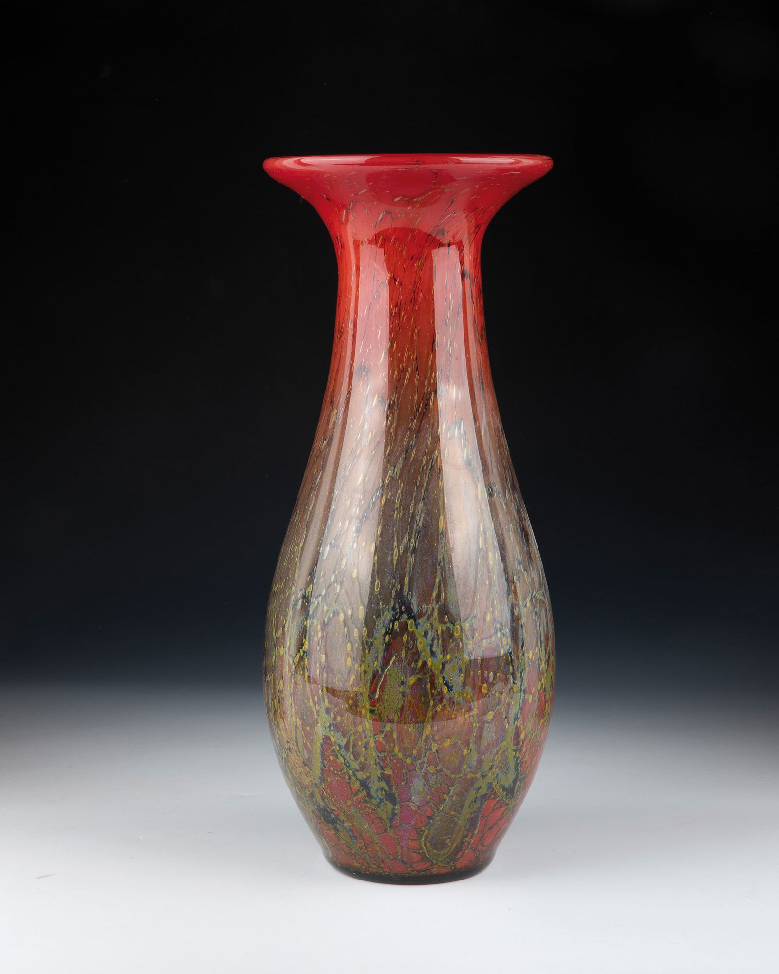 Large Vase ''Ikora Crystal'': Large vase ''Ikora crystal'' Karl Wiedmann (decorative technique), WMF, Geislingen, 1930/35 Colourless glass with tapering underlay in red. Multi-coloured colour and oxide melting between the layers a