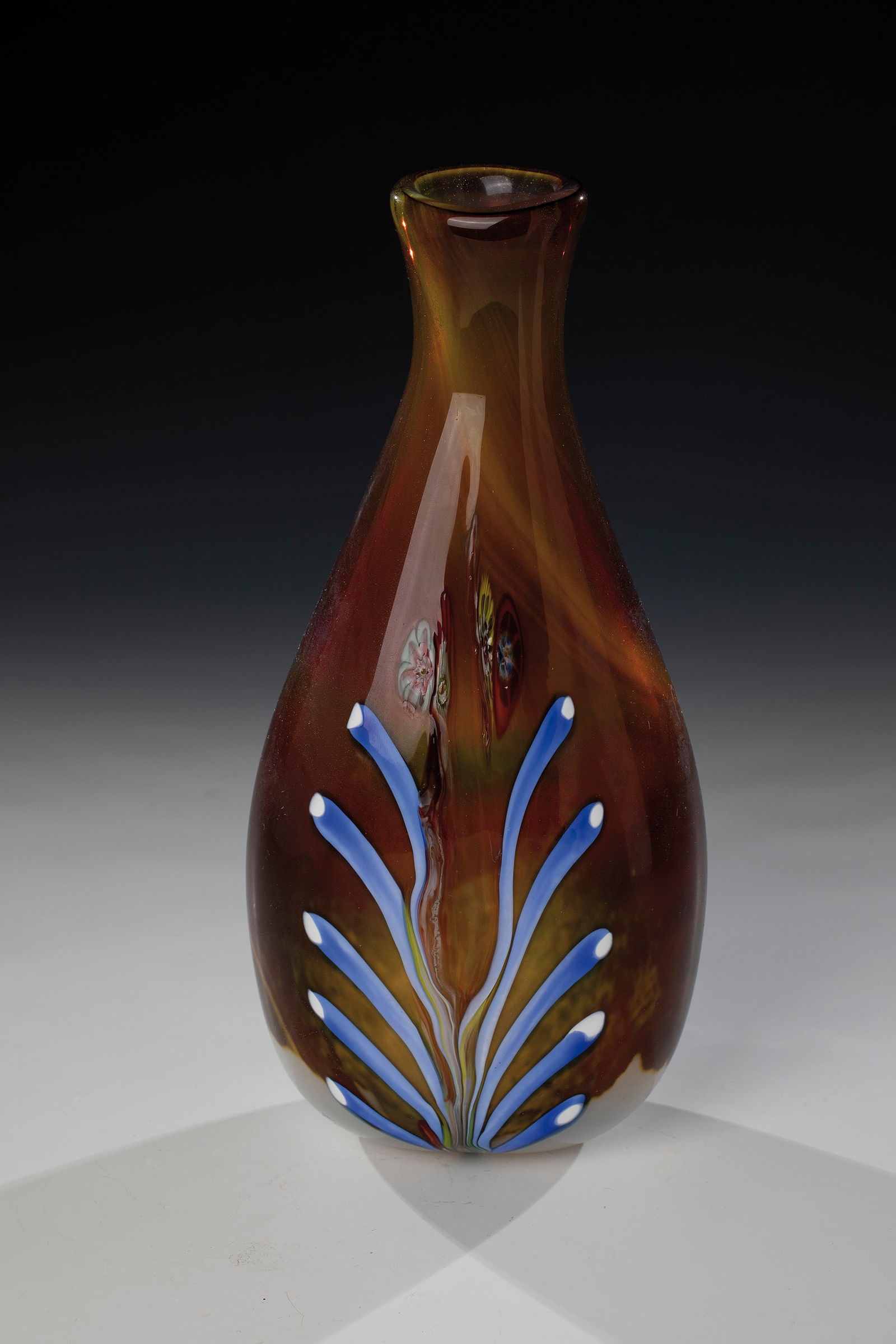 Vase: Vase Aldo Nason (design attributed), Arte Vetreria Muranese (A.Ve.M.), Murano, after 1950 Colourless glass, white opal underlaid with ochre and amber powder inclusions. Feder-like decoration fused on