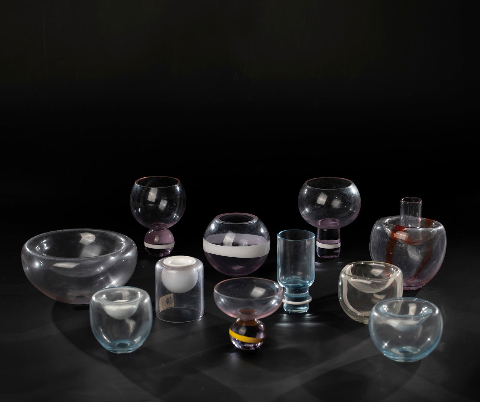 11 pieces glass objects (1 of 1)