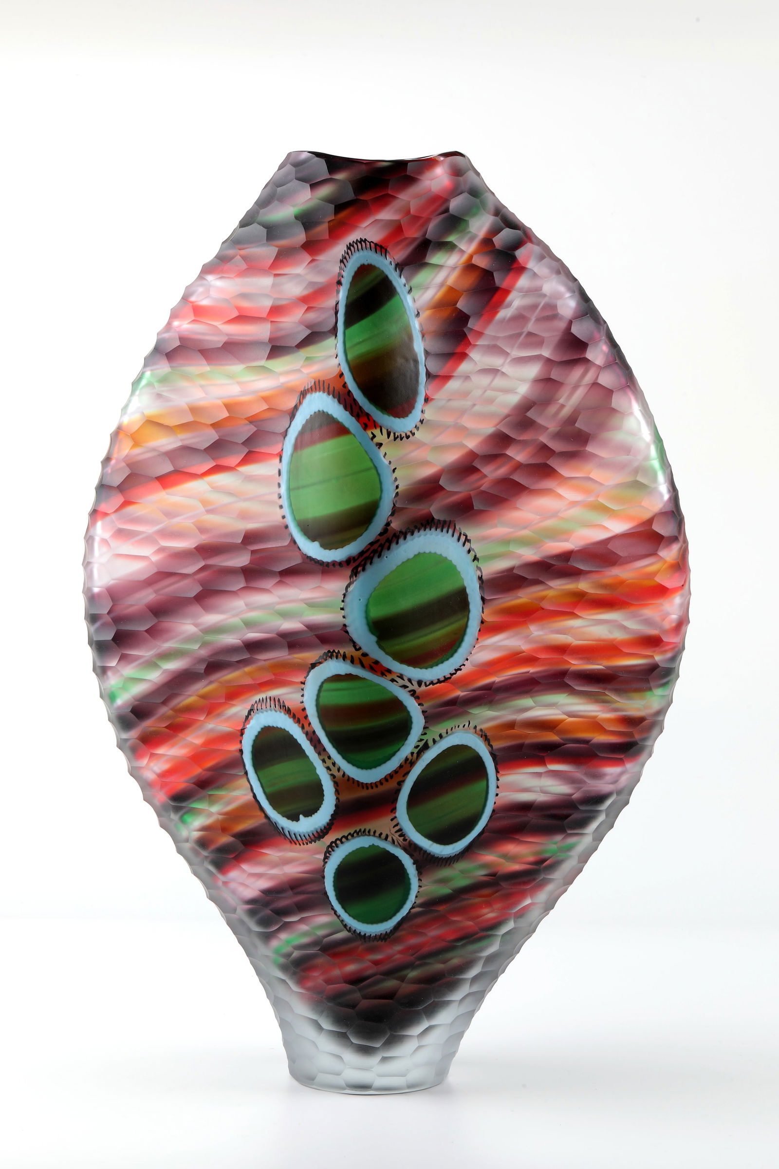 Large vase ''Evviva'': Large vase ''Evviva'' Marco & Mattia Salvadore, Murano, ca. 2018 Large vase with polychrome rods and murrine, intricately decorated with notched cuts. Unique piece. Engraved signed. H. 52 cm. Cf.: