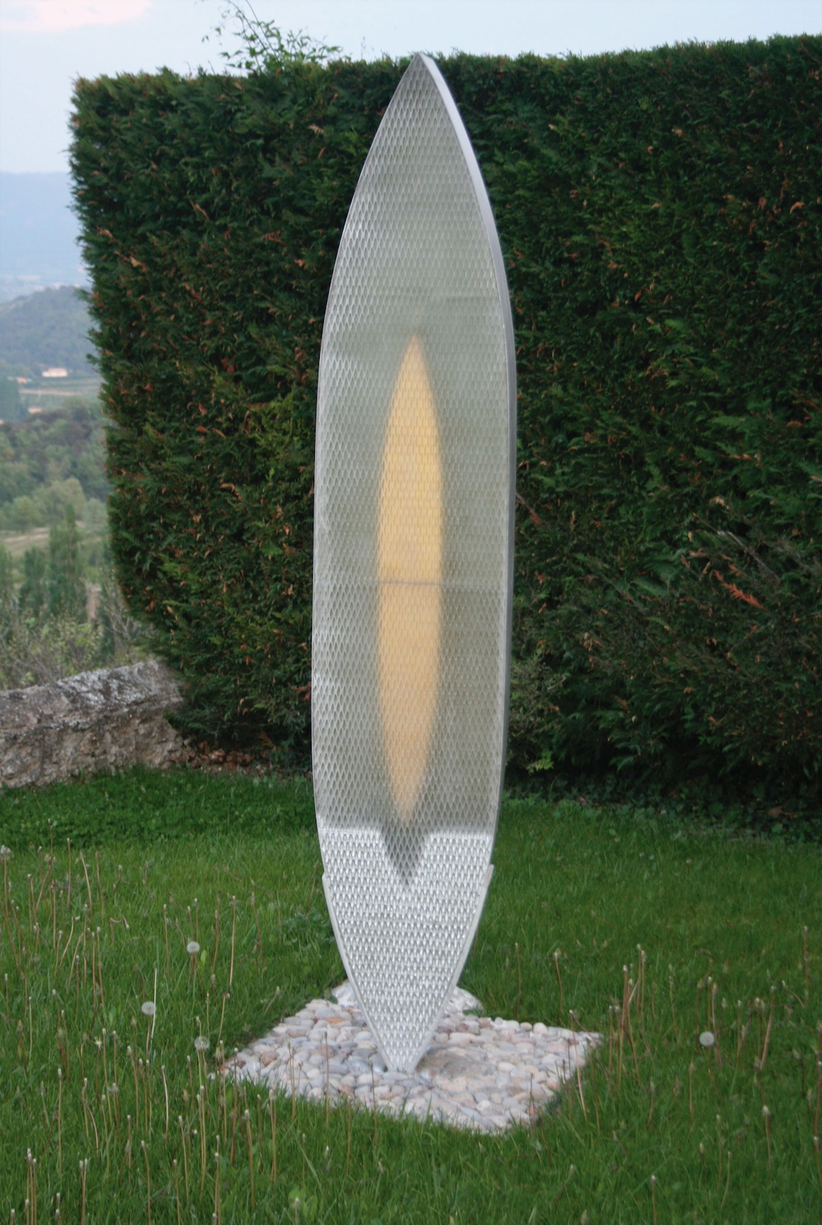 Object ''Seventeenth Figure'': Object ''Seventeenth Figure'' Howard Ben Tré (1949 New York - 2020 Rhode Island), 1990 Honeycomb laminated pyrex glass, brass, steel and lead cladding and gold leaf inclusions. Poured into the mold.