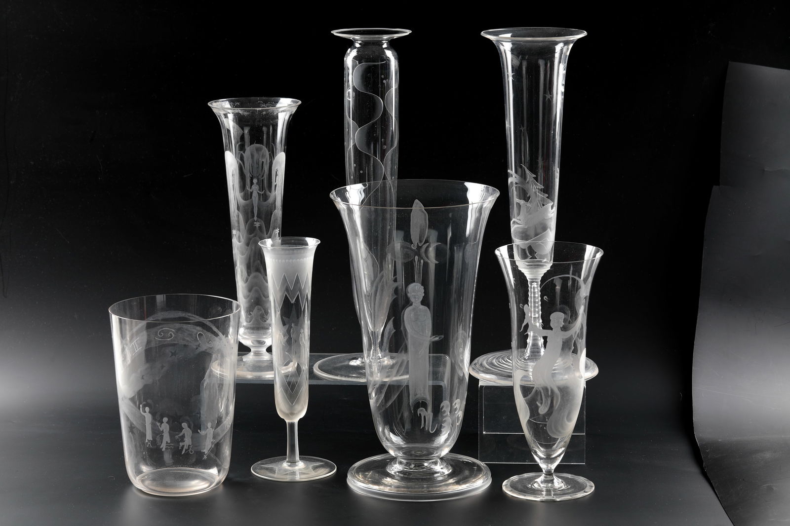 Large collection of estates: 75 glass works with engraving, photo albums and design drawings (1 of 1)