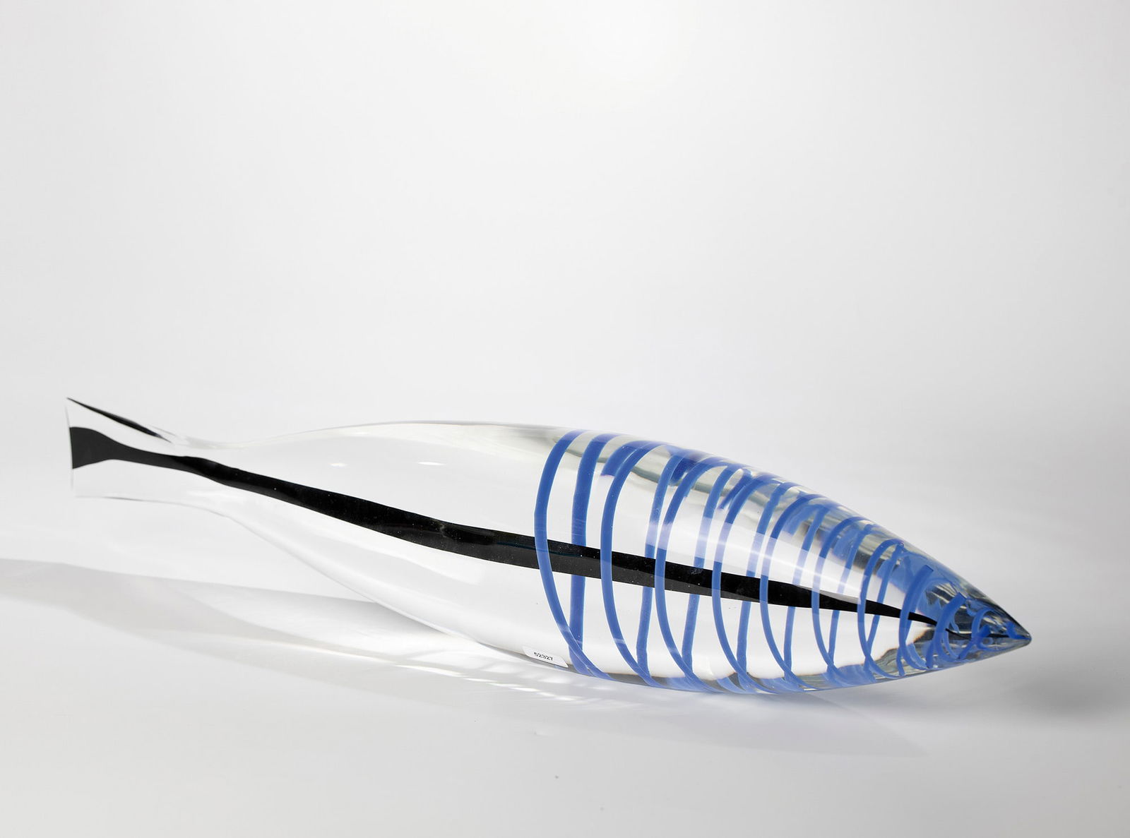 Figurine ''Pesce'': Figure ''Pesce'' Romano Donà (design attributed), Vetreria Stefano Toso, Murano, c. 1995 Colourless glass with band melting in black-violet and blue. L. 61 cm. Please note that items marked with an