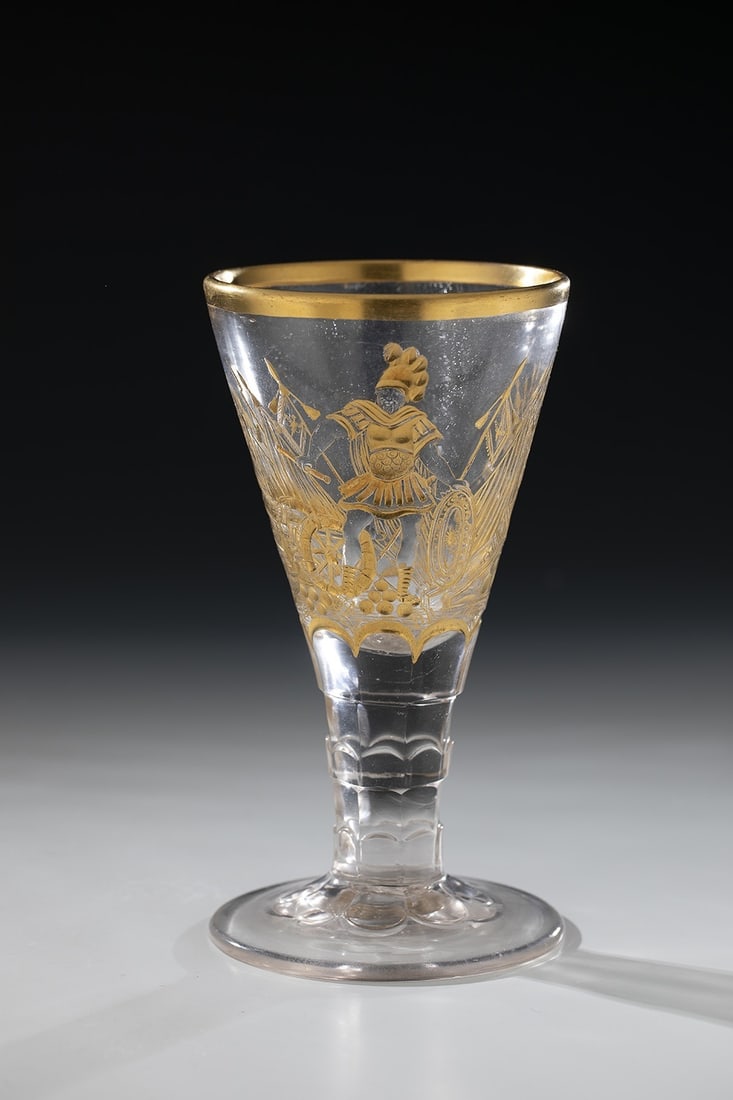 Cup with Mars as the god of war: Goblet with the god of war Mars Zechlin, cut by Elias Rosbach, c. 1735 On disc base with tear-off and shaft polished scale fields. On the funnel-shaped cupboard very fine, deep-cut, bleached,