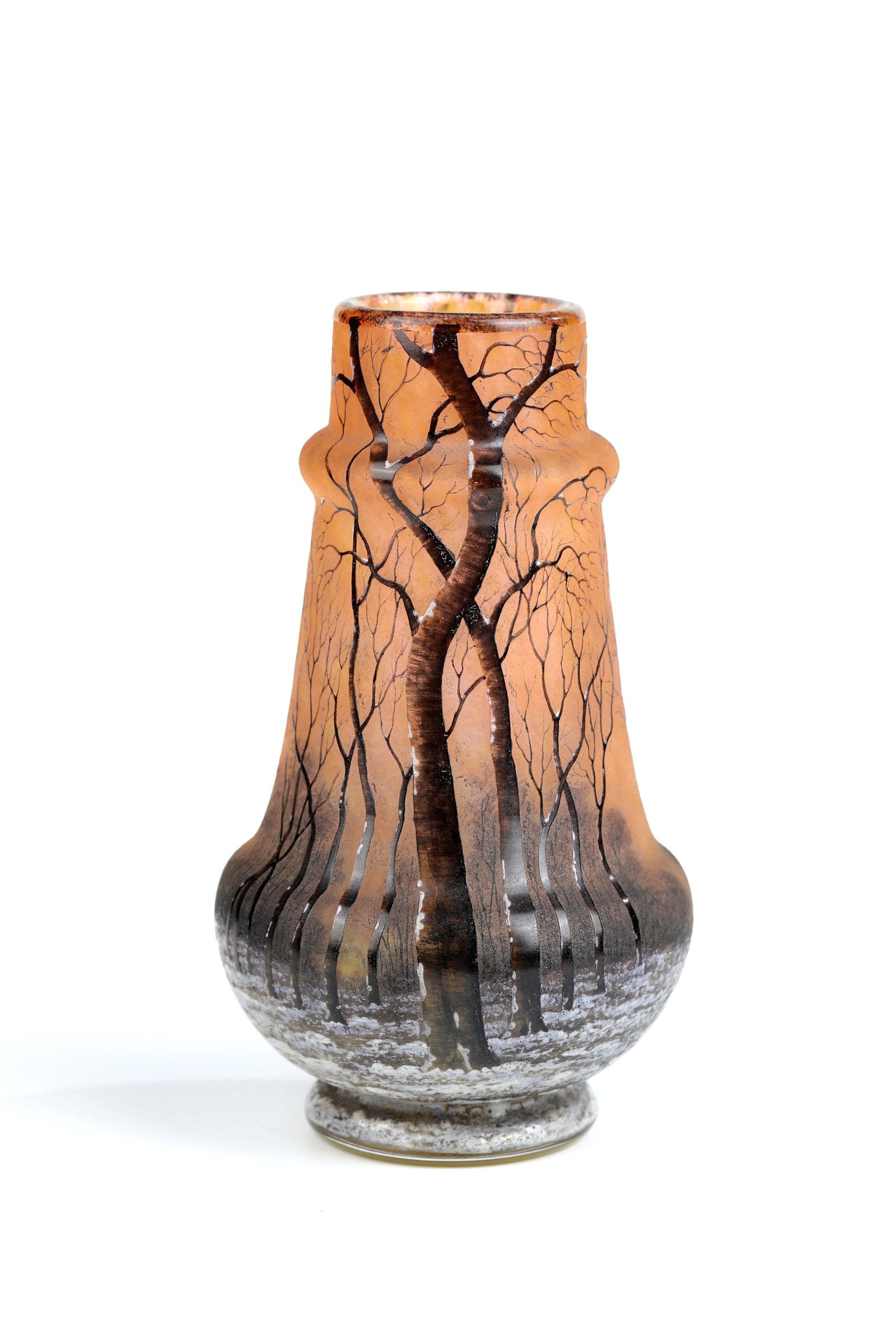 Vase ''Paysage d'hiver'': Vase ''Paysage d'hiver'' Daum Fréres, Nancy, c. 1902 Colourless glass, orange powder inclusions in the upper area, lemon-yellow in the lower area. Flat relief etched, colourfully enamelled décor: