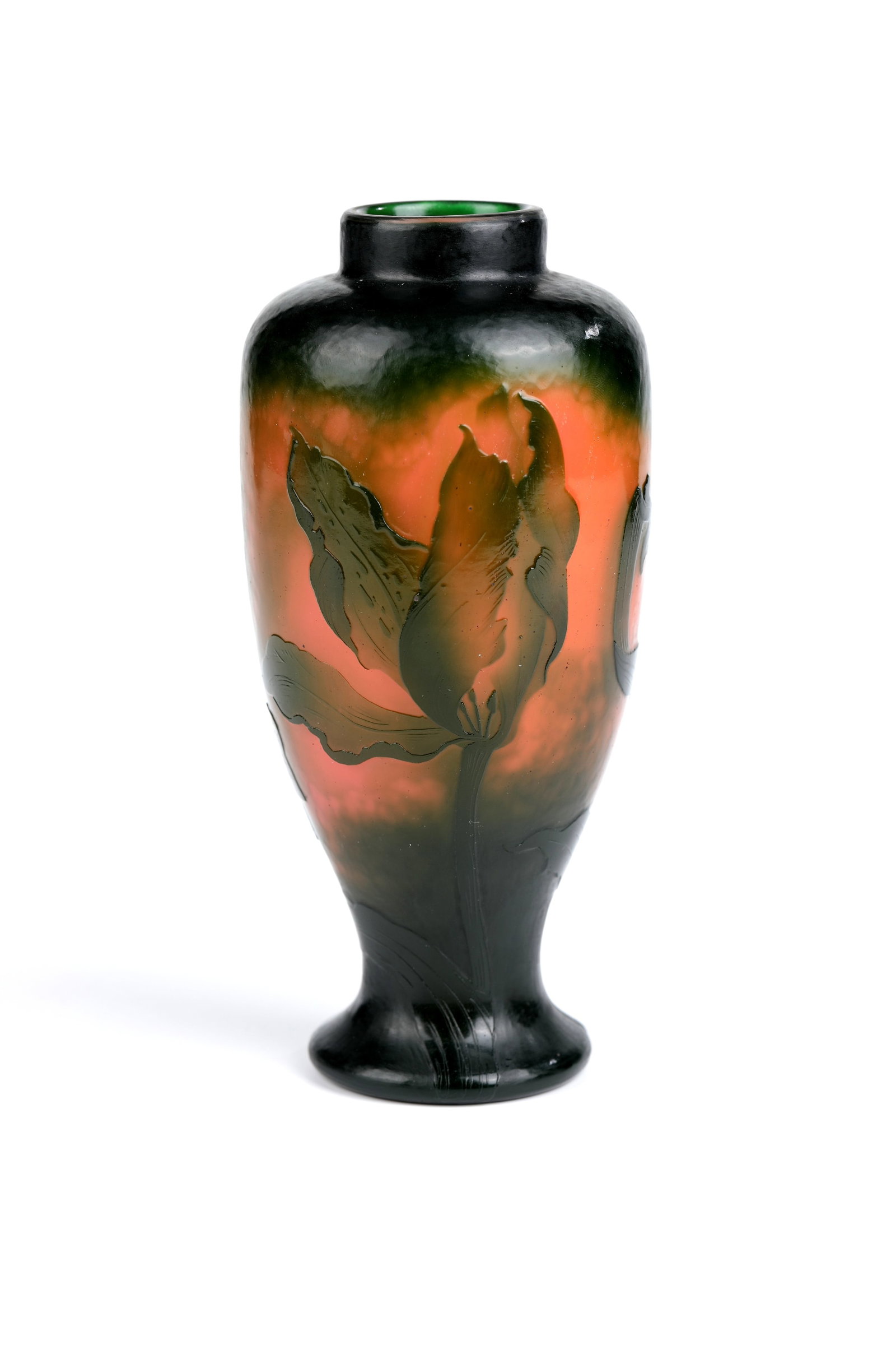 Vase ''Tulipes'': Vase ''Tulipes'' Daum Frères, Nancy, 1898/99 Colourless glass, opal on the inside, salmon on the outside and dark green overlay. Etched décor all around: poppies with buds and foliage. Flowers in fl
