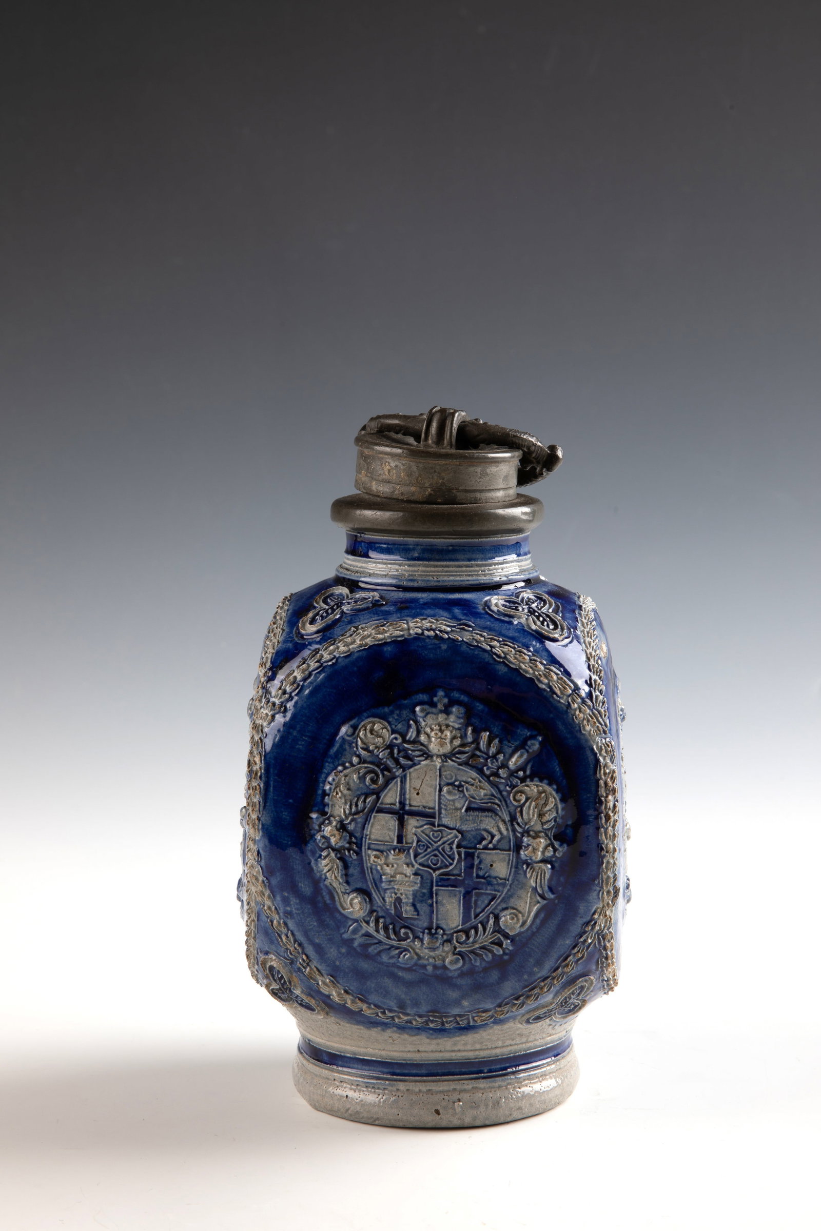 Screw-top bottle with coat of arms of the Elector of Trier, Johann Hugo von Orsbeck, Westerwald, (1 of 6)