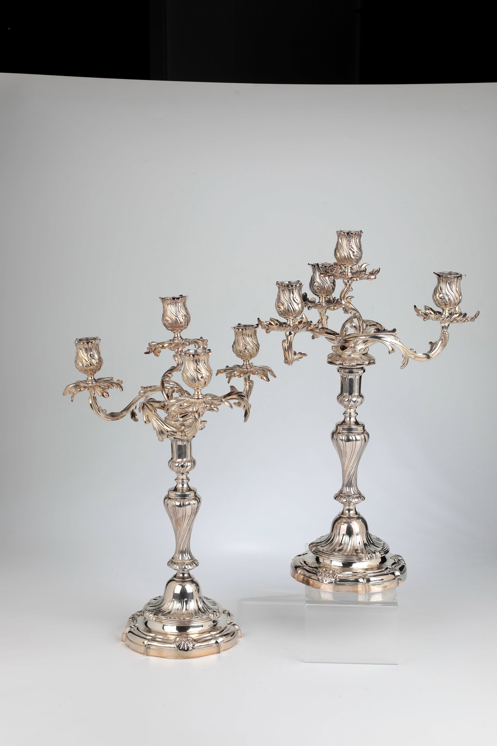 An Important Pair of Silver Girandoles in a Travel Case: Important pair of girandophiles made of silver in suitcase Paris, Louis Aucoc the Elder, around 1860 silver, cast, embossed and engraved. Entire design in the style of the Rococo: sculptural shellwork