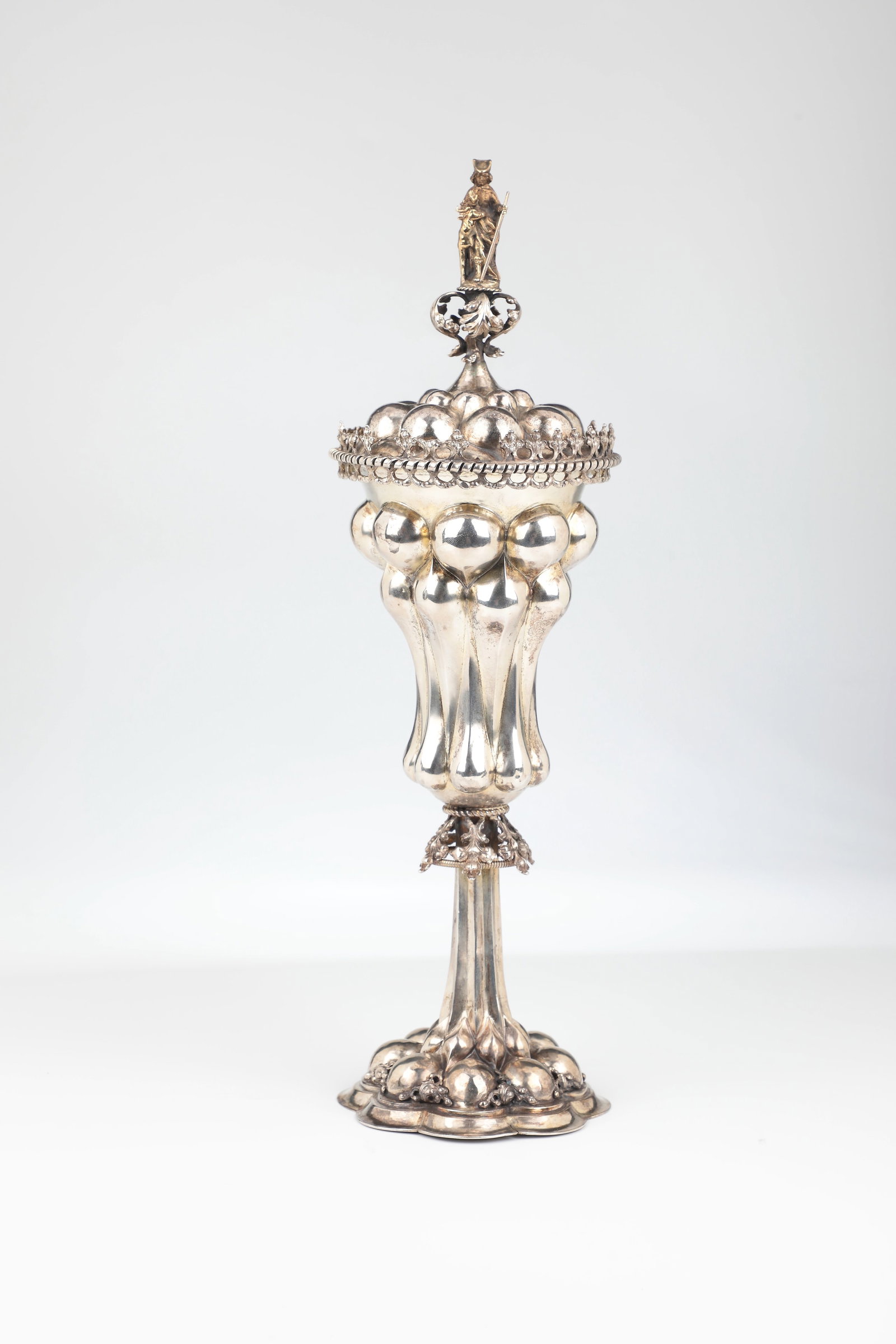 Set of Six Silver Vodka Cups: Set of six vodka cups made of silver Russia, Moscow, 1896 silver, cast and chased. Beaker as a fully sculptural version of a boar's head. Hallmarked with city mark Moscow, fineness ''84'', hallmark ''