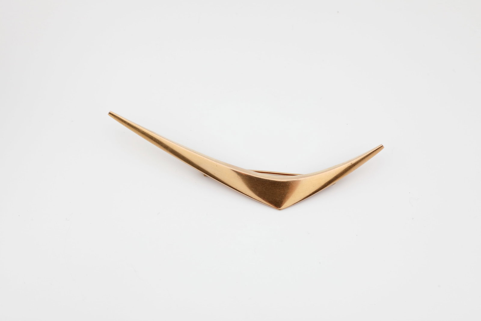 Brooch ''Boomerang'' (1 of 1)