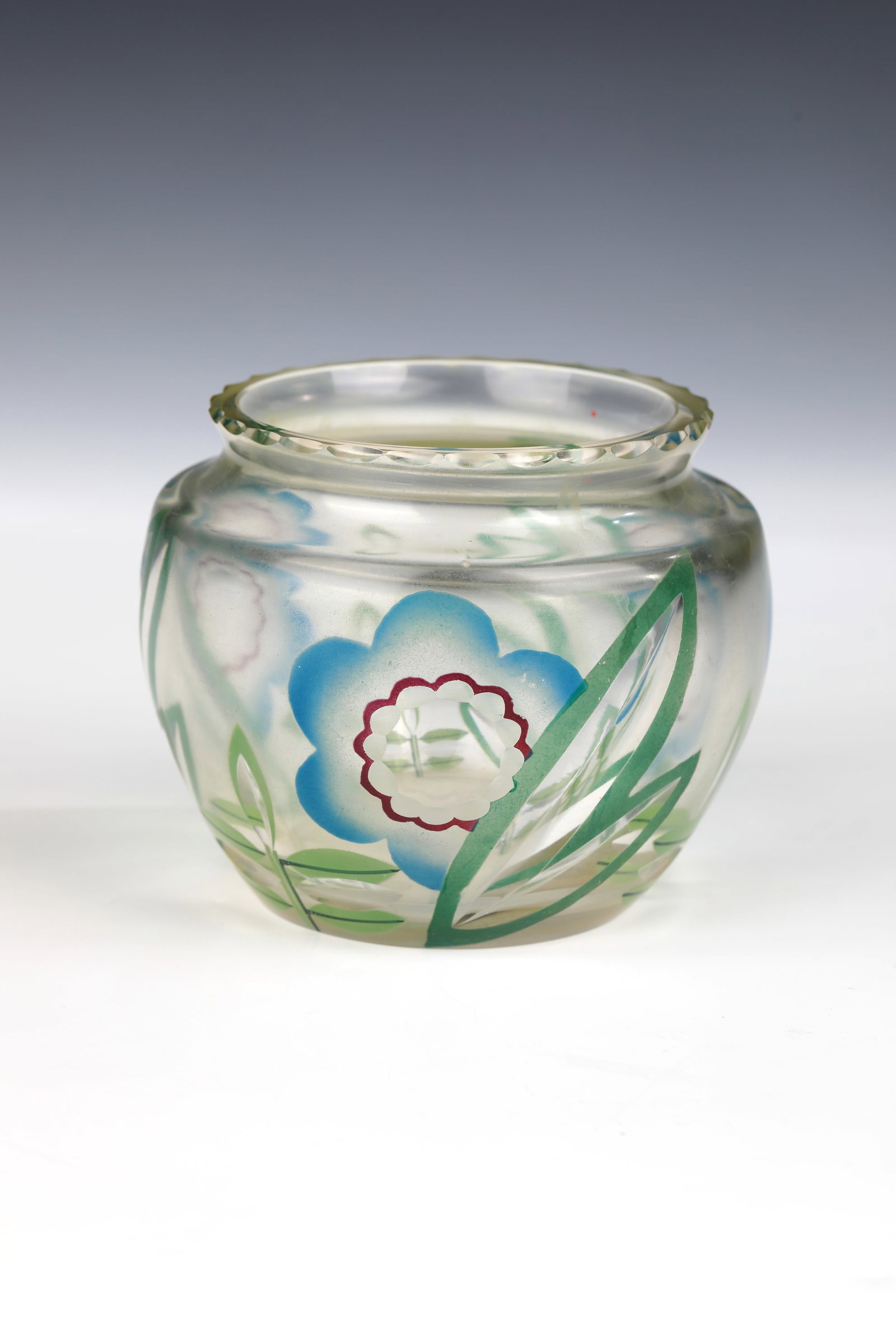 Vase: Vase Brothers Mechold or Adolf Rasche (attributed), Haida, c. 1930 Colourless glass with stylised floral cut ornaments and corresponding coloured spray decoration with shading effects. Muzzle rim