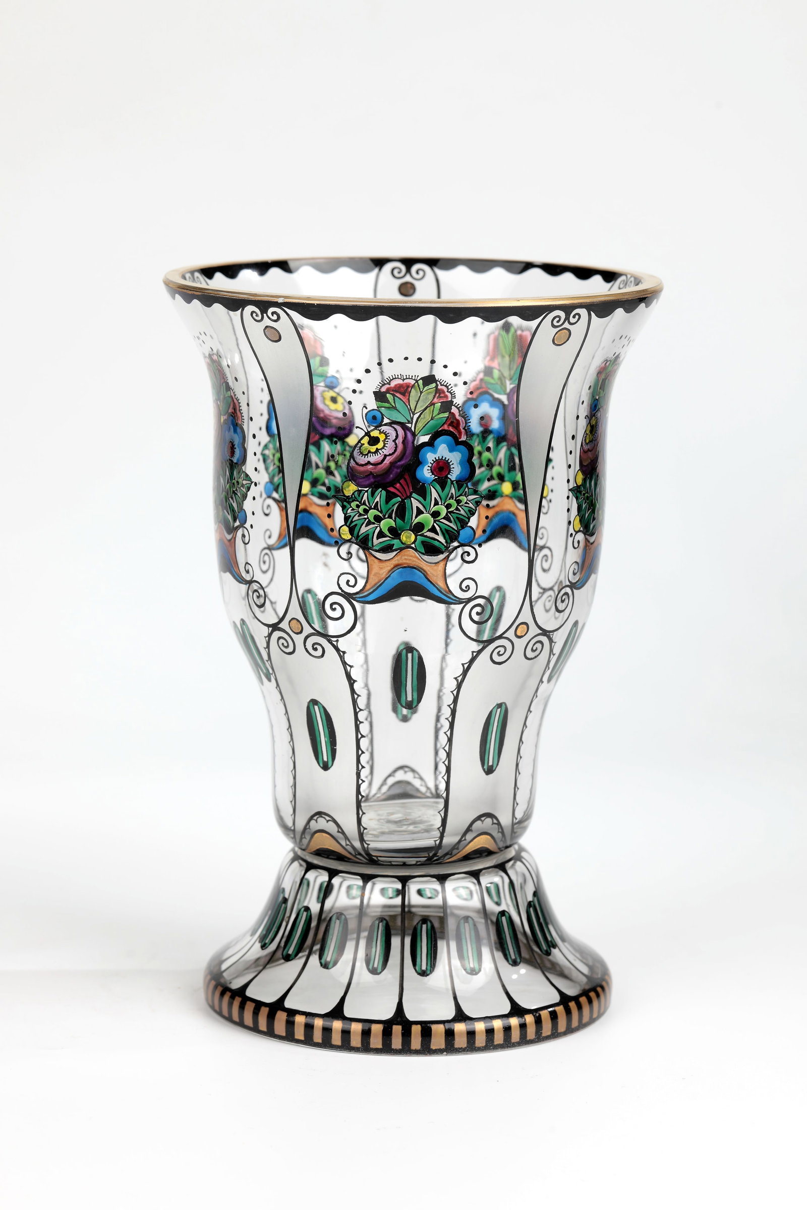 Vase: Vase Fachschule Haida, c. 1915 Colourless glass with black solder, gold, colourless and coloured transparent enamel. Decoration repeated five times all around: stylized flower basket and ornaments.
