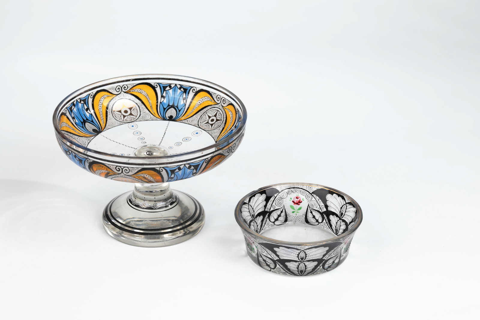 Small bowl and foot bowl: Small bowl and foot bowl Adolf Beckert (design), Friedrich Pietsch (design & sales), Steinschönau and Haida technical college, among others, 1920s Small bowl: Colourless glass with cut and black
