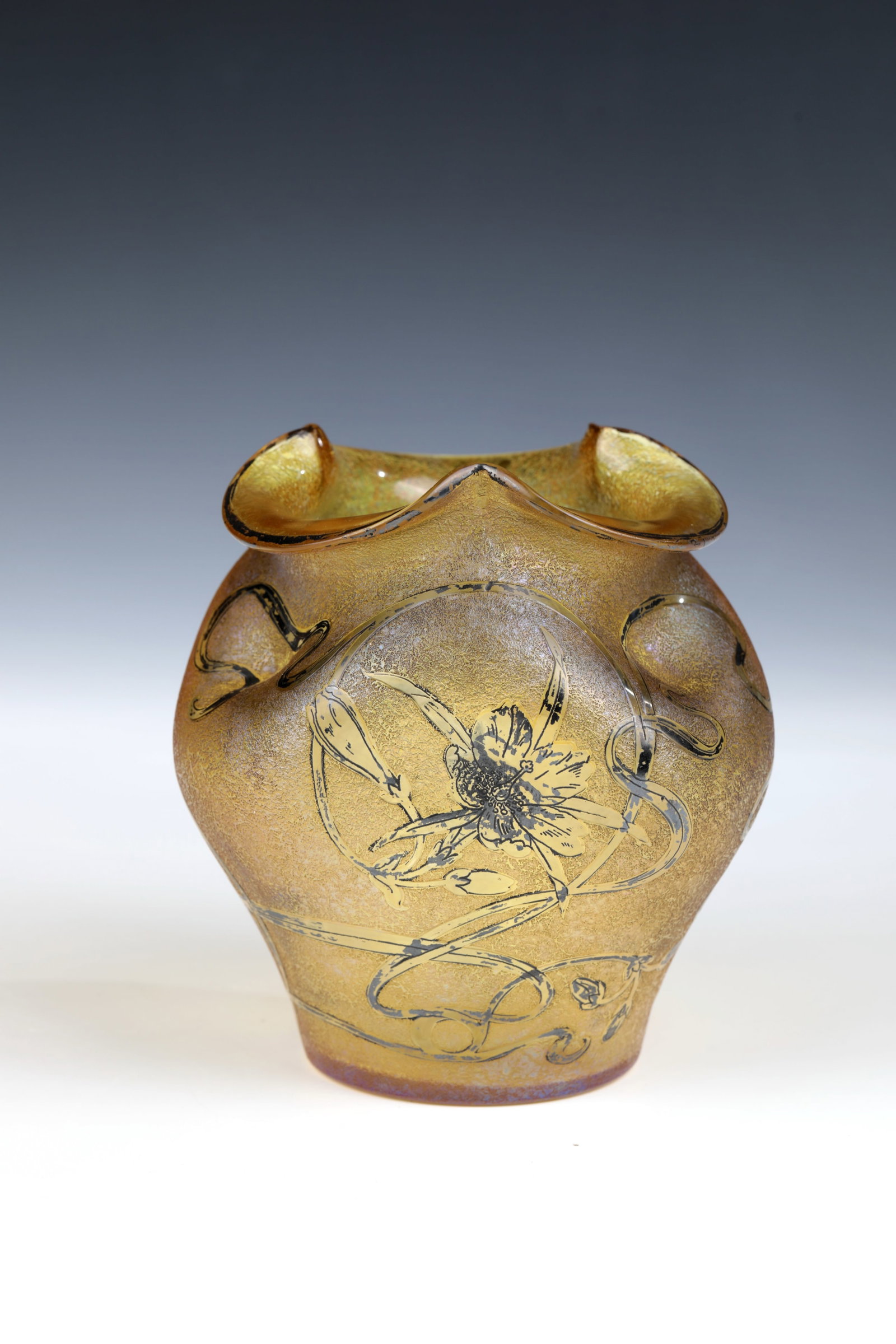 Vase: Vase Carl Goldberg, Glass Refinery and Stained Glass, Haida, c. 1900 Colorless glass with finely etched, yellow-stained surface structure. Etched decoration painted in fine silver: flowers, buds and
