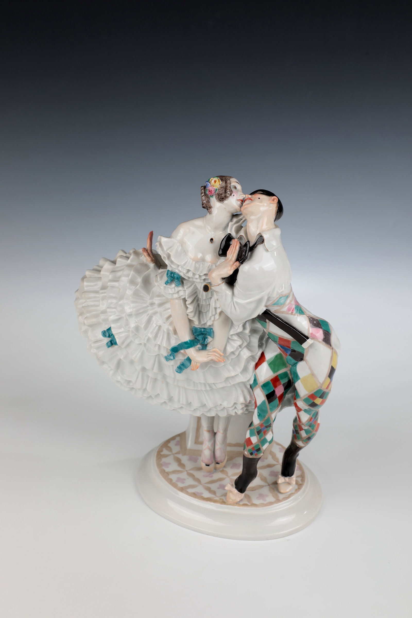 Dancer couple (1 of 1)