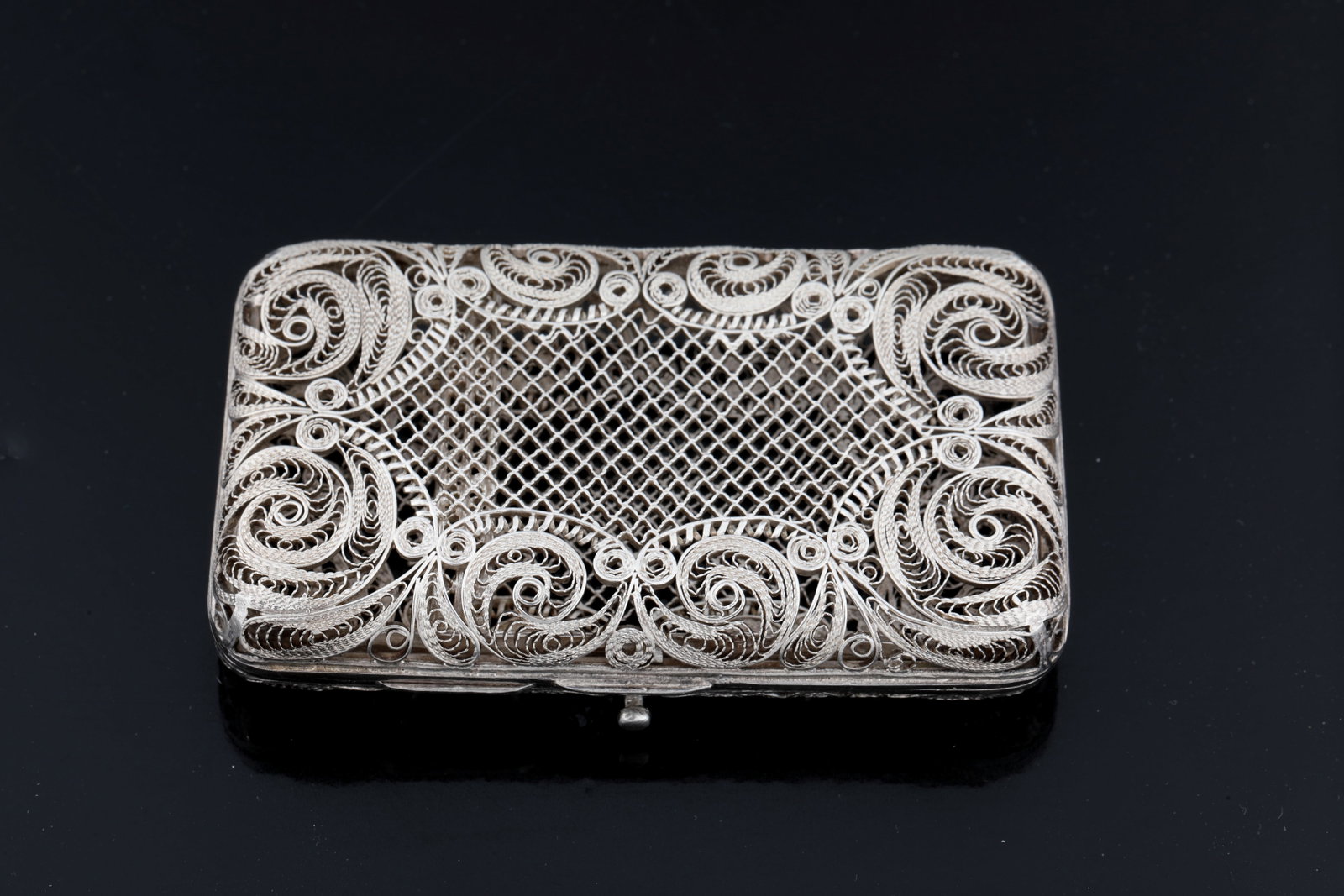 Filligrane Silver Case (1 of 2)
