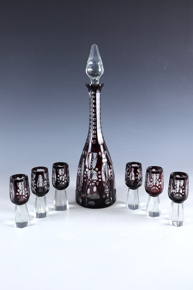 Liqueur service: carafe and six stampers (1 of 1)