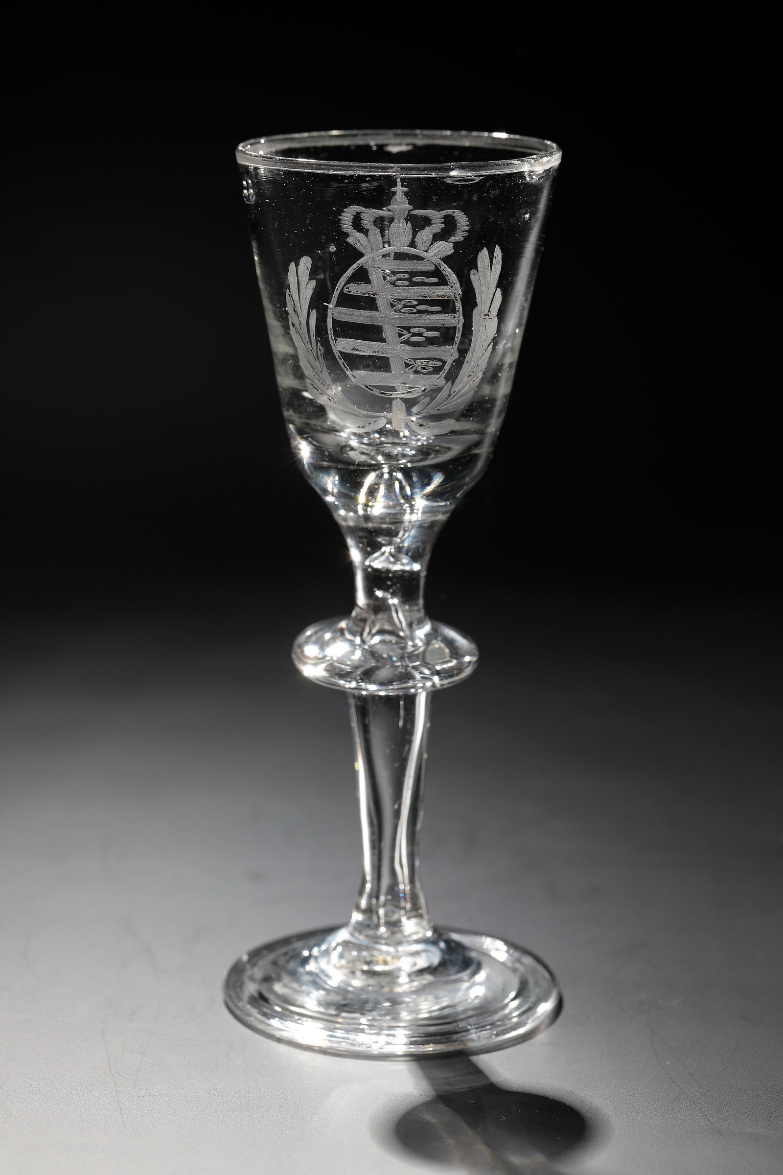 Cup with coat of arms of Saxony (1 of 1)