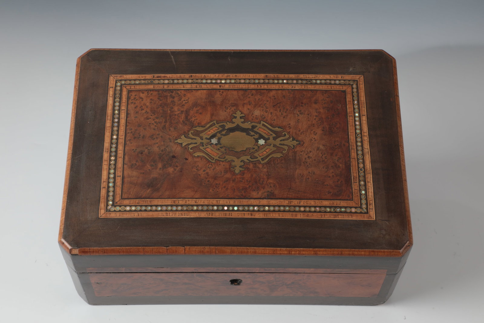 Sewing box in Napoleon III style - 2