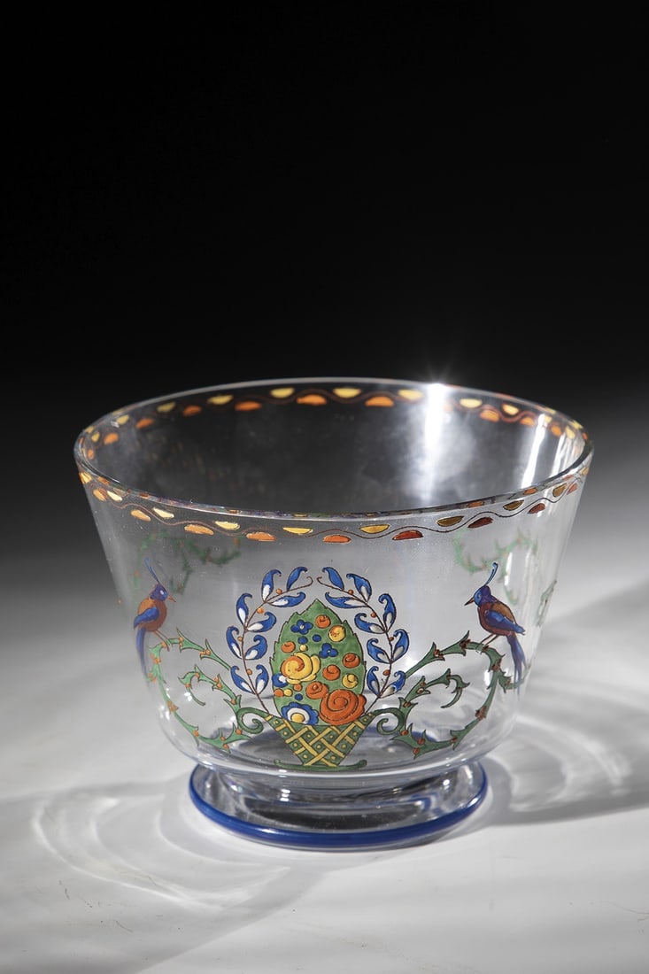 Shell: Bowl Georges Chevalier (design, attributed), Cristalleries de Baccarat, c. 1920 Colorless glass. Circumferential with black contoured décor in opaque enamel: stylized flowers, leaves and wreaths