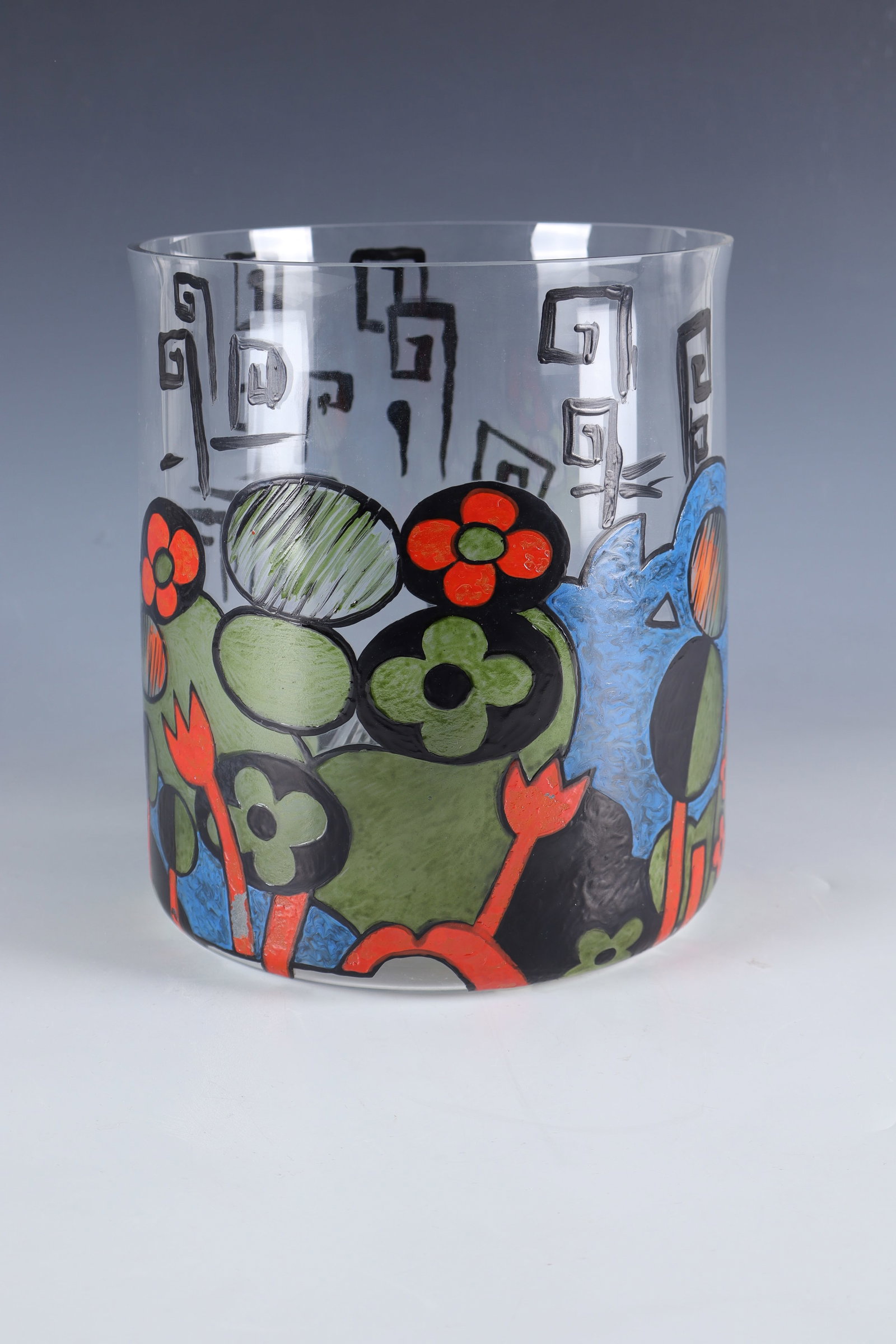 Vase ''Malovaná'': Vase ''Malovaná'' Jana Krcmárová (design), Kamenický Senov School of Glass, 1994 Colourless glass, abstract colourful enamelled décor. Original sticker of the Glasfachschule.