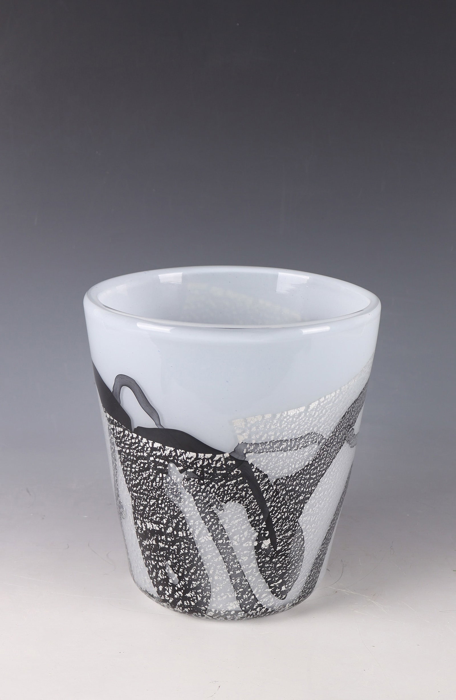 Large goblet vase - 2