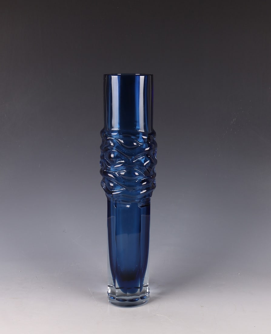 Vase (1 of 2)