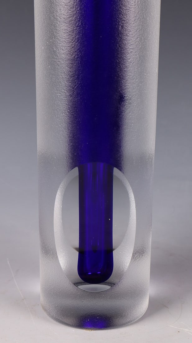 Vase - 2
