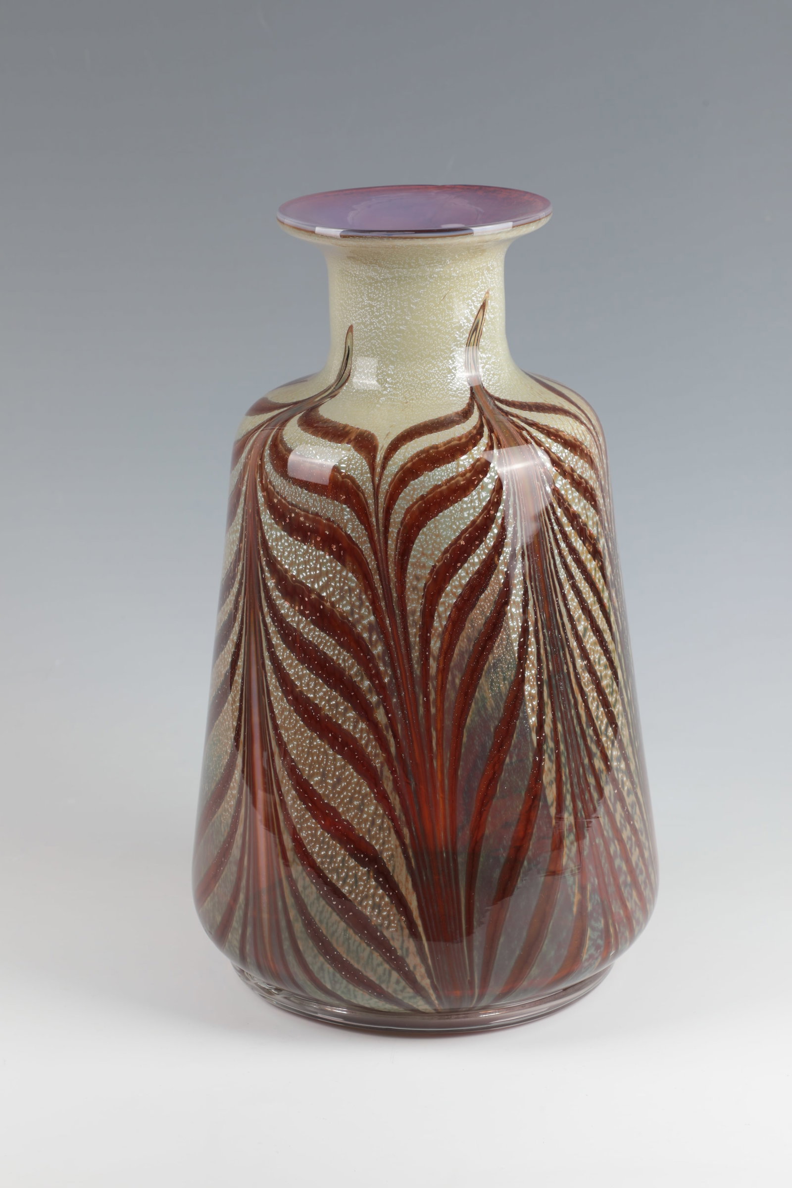 Vase ''Fenicio'': Vase ''Fenicio'' Gambaro & Poggi, Murano, 1970s Colorless glass. Inside with purple opal partial underlay. Cream-coloured outer muzzle with amber feather decoration in roving technique and finely