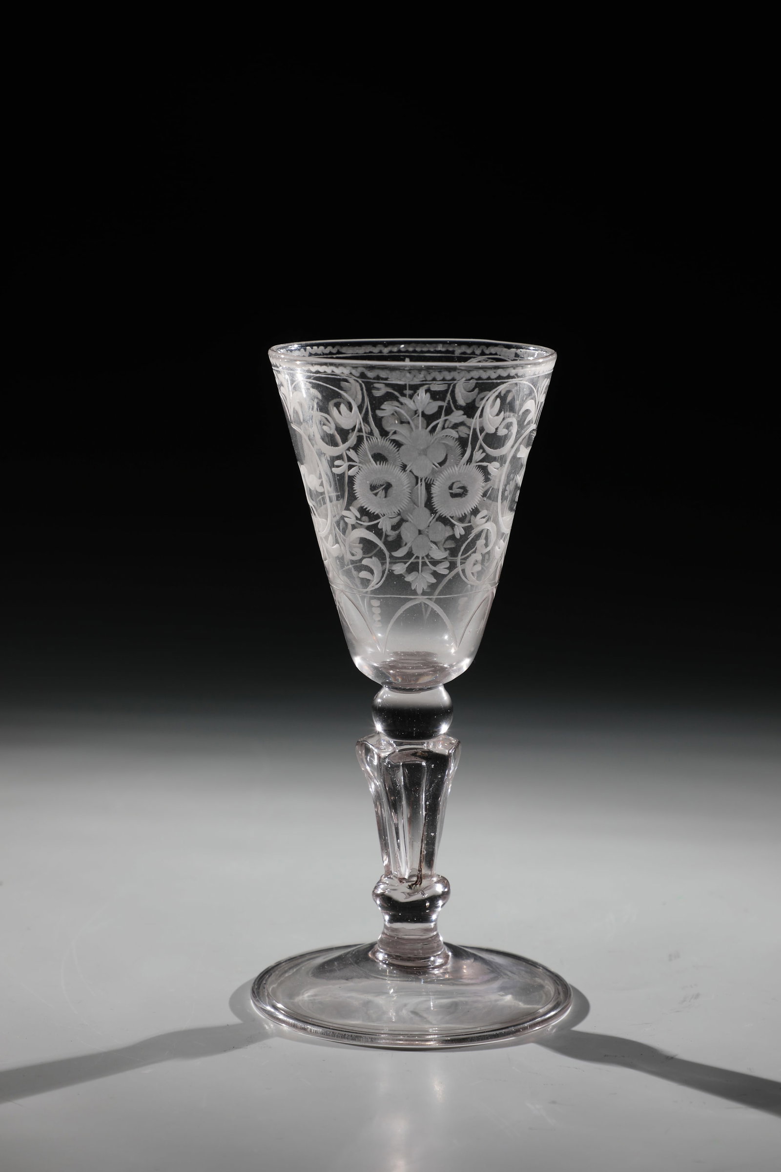 Cup with horse and birds - 2