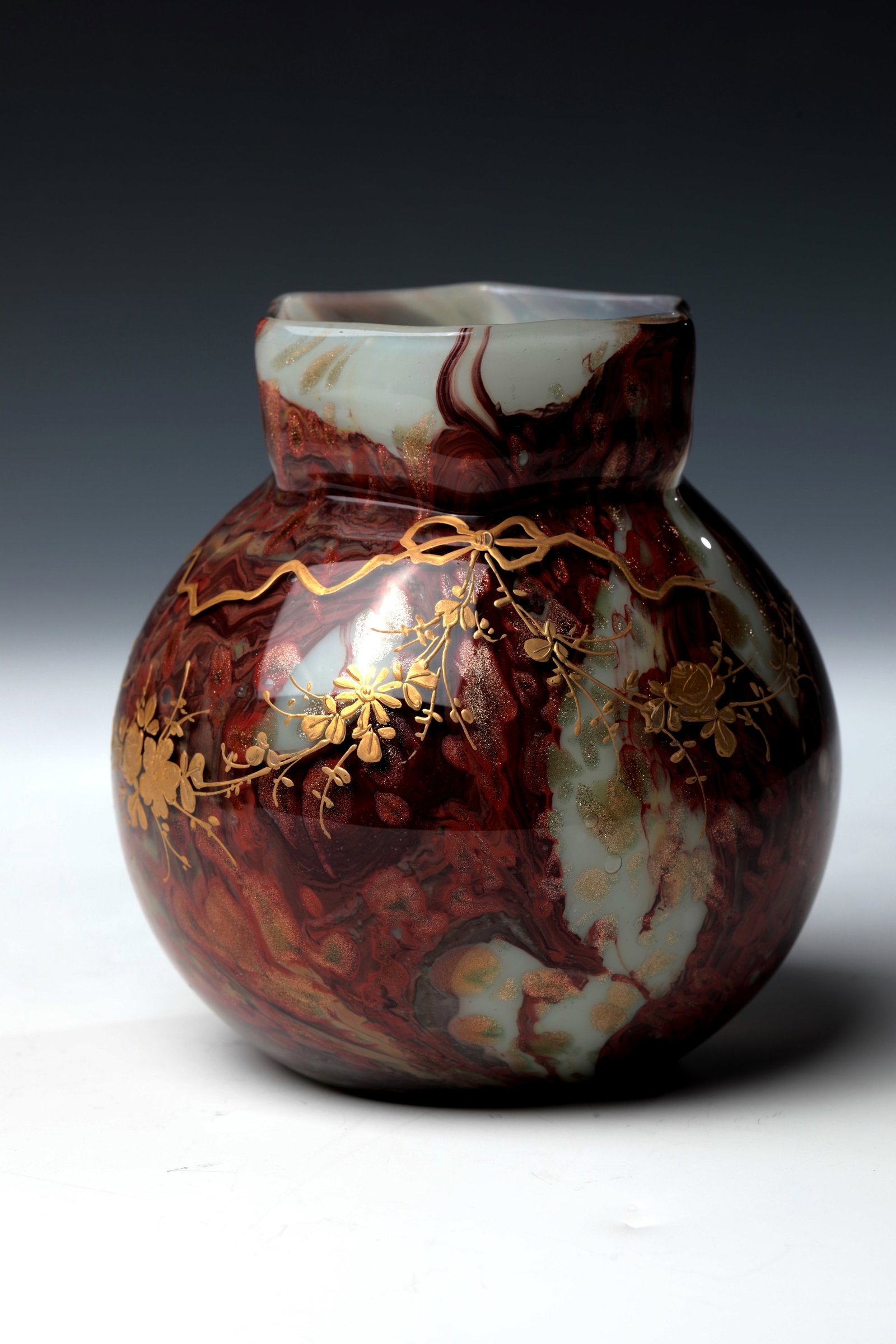 Mixed lot of three vases - 5
