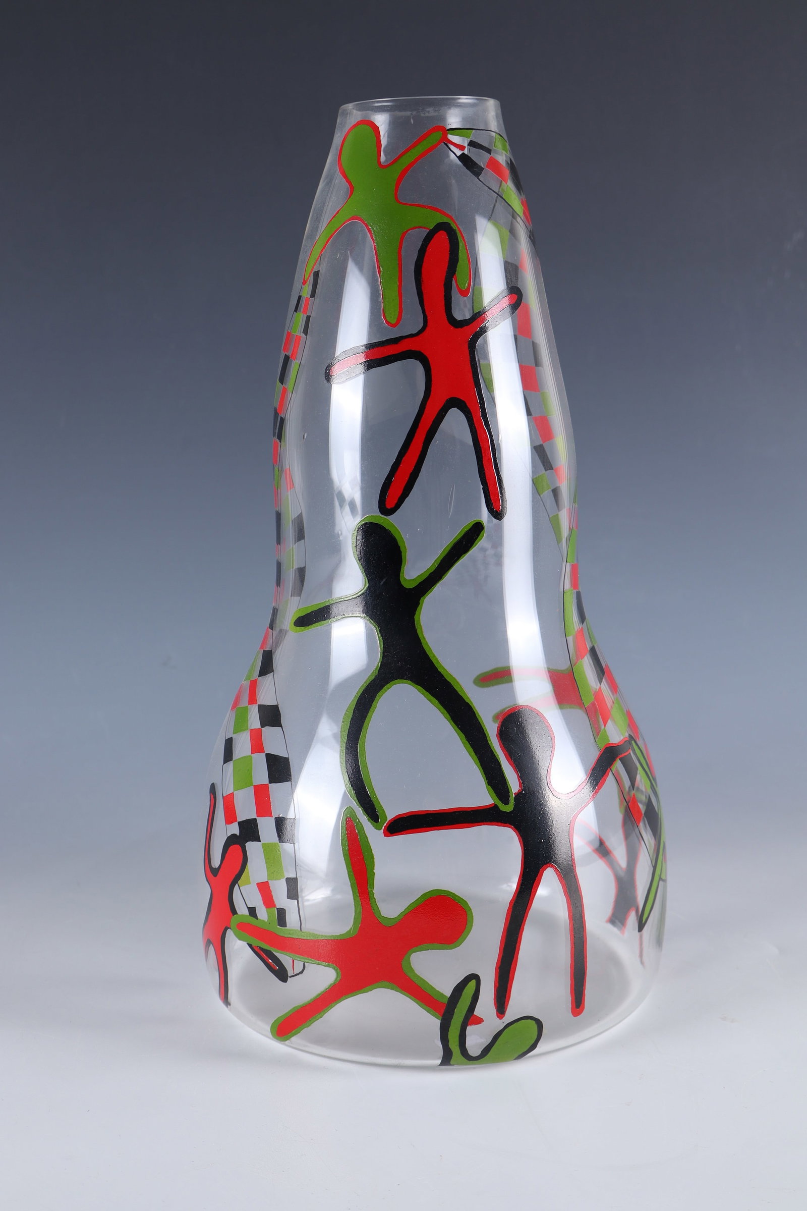 Vase: Vase Glasfachschule Steinschönau (Kamenický Senov), 1990s Colourless glass, abstract colourfully enamelled décor in red, green and black: abstracted figure silhouettes. H. 35 cm. Vase