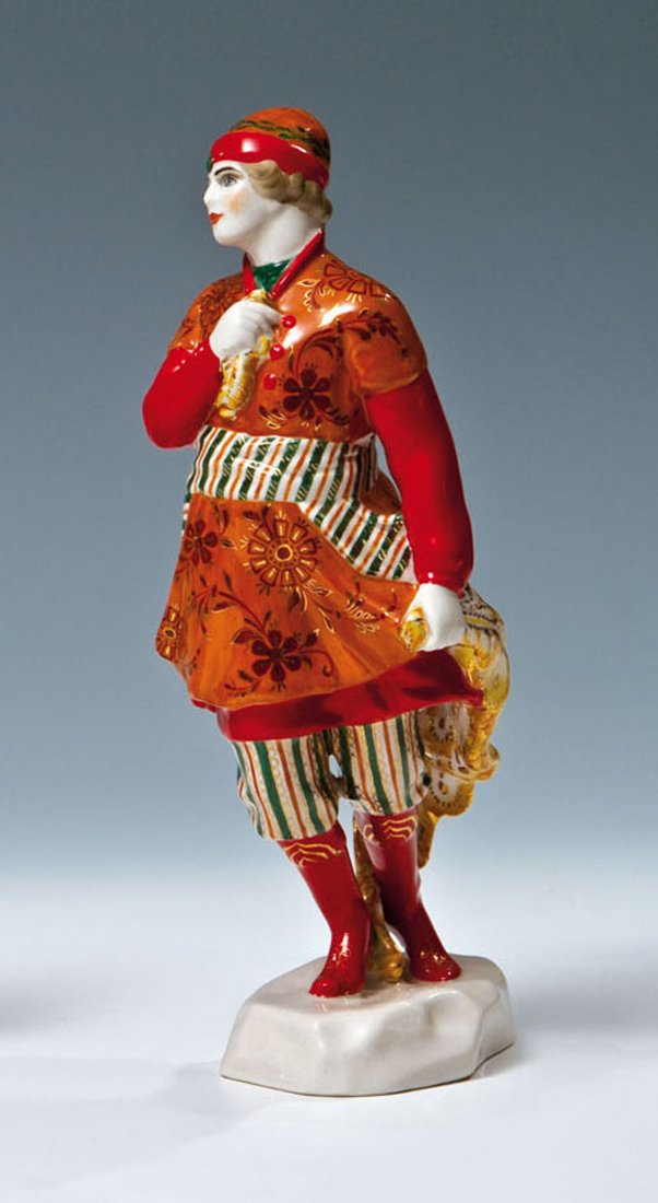 Zarewitsch Iwan (Michail Fokin): Zarewitsch Iwan (Michail Fokin) D.I. Iwanow (Entwurf) 1920, UdSSR, 70er Jahre Auf unregelmäßigem Sockel stehend. Reich staffiert in Gold und bunten Aufglasurfarben. Aufglasurgrüne Manufakturmarke.